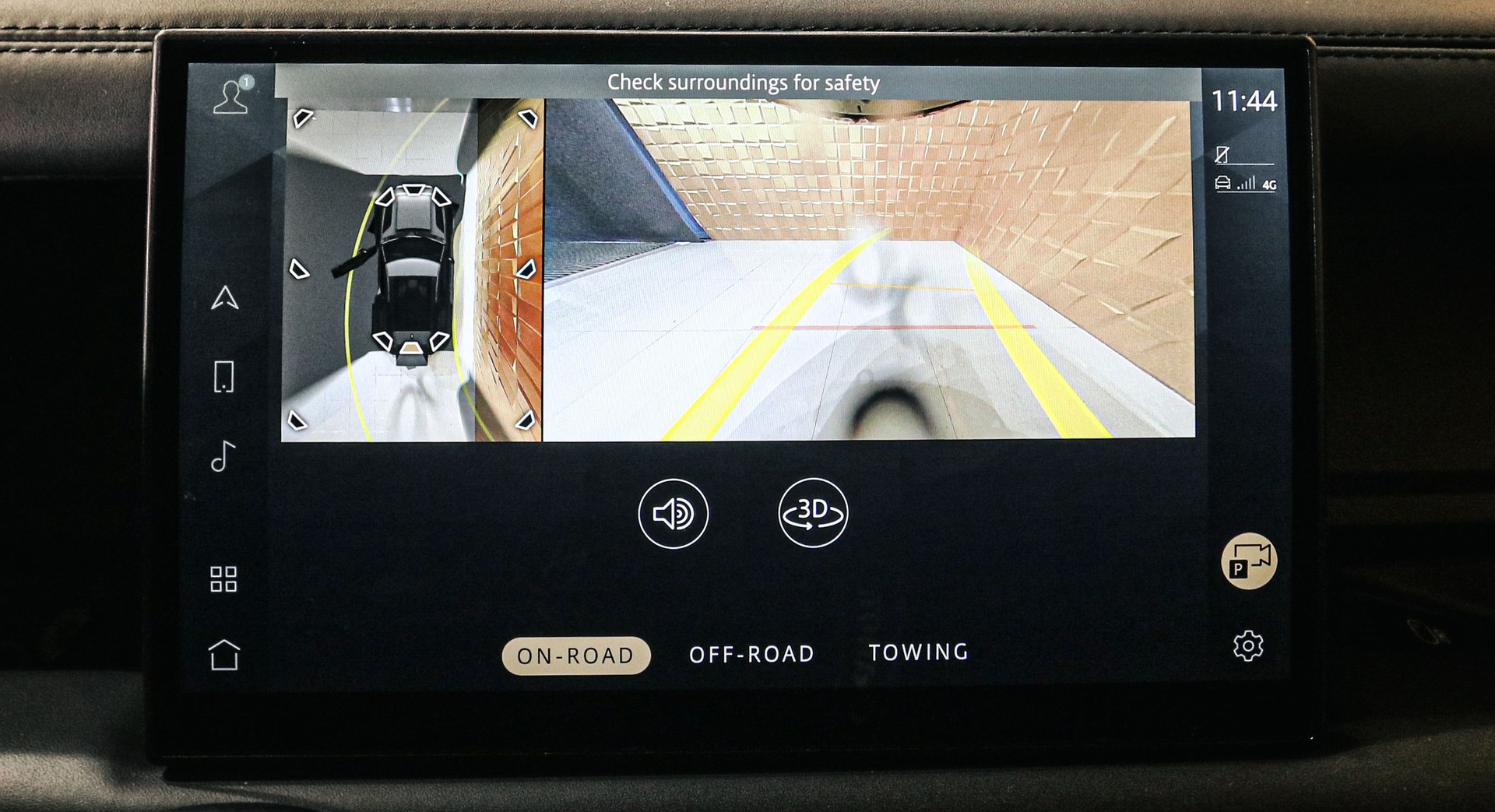 LAND ROVER Defender 90 P400 I6 HSE 3.0 X-Dynamic AT8-image-19