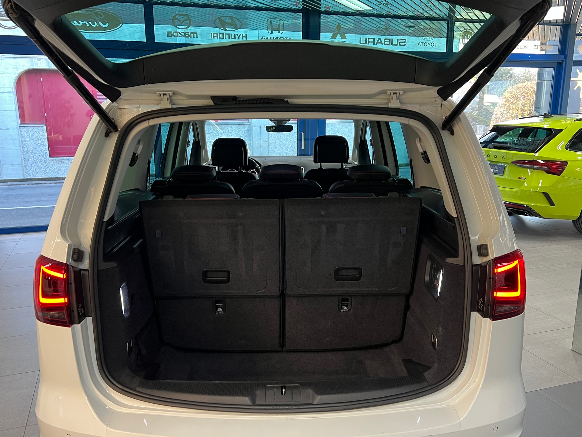 SEAT Alhambra 2.0 TDI DSG SWISS FR-image-22