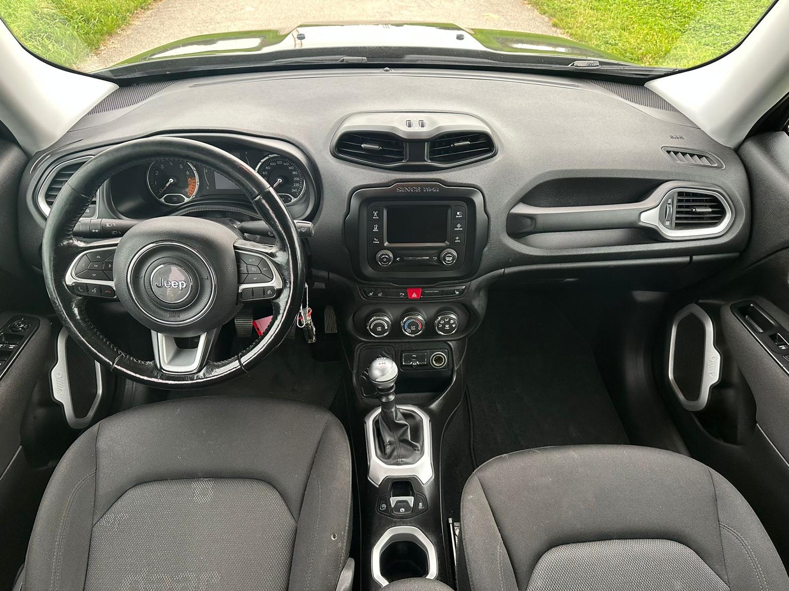 JEEP Renegade 1.4 Turbo Street Edition-image-9