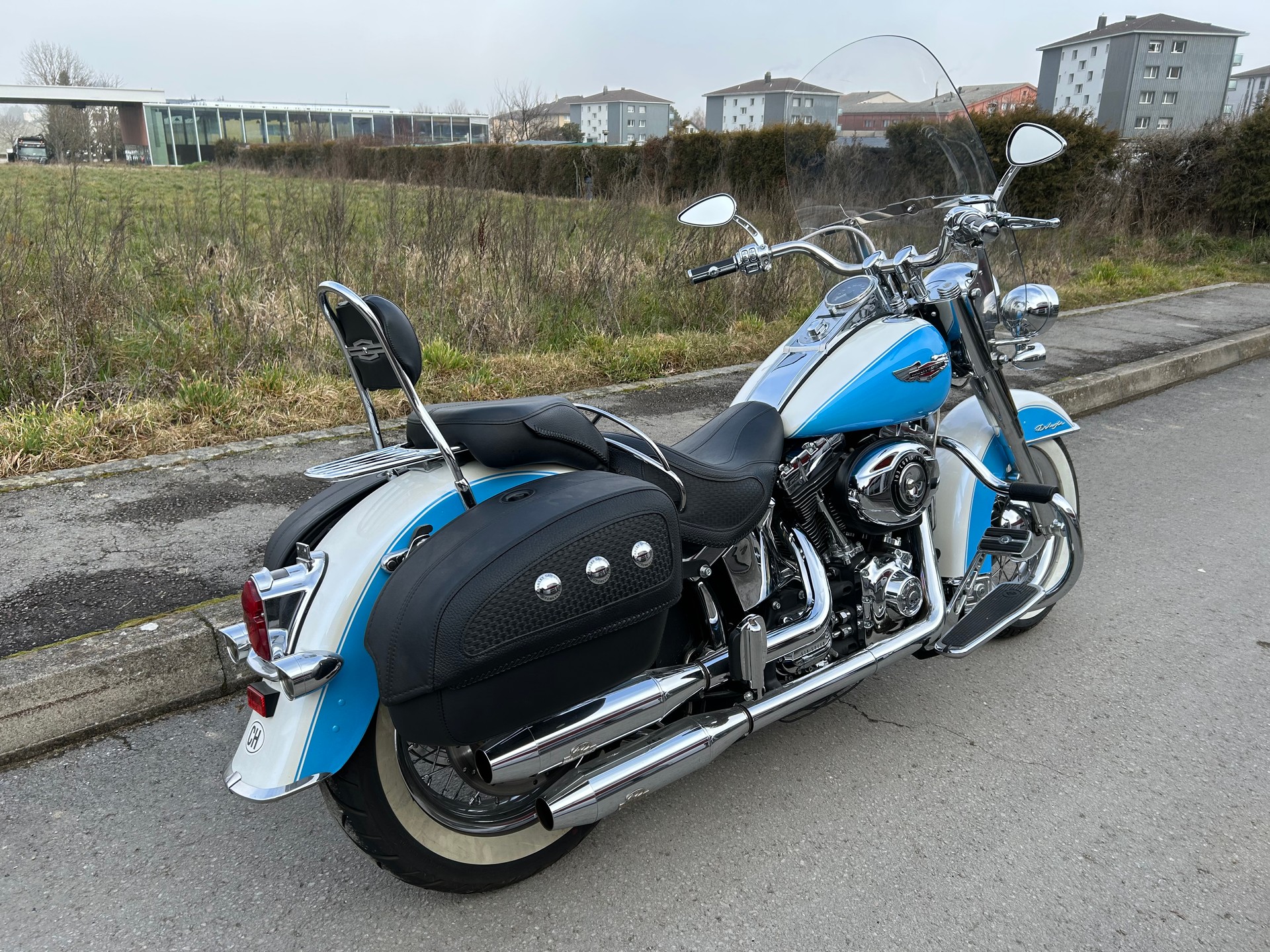HARLEY-DAVIDSON FLSTN Softail Deluxe ABS-image-2