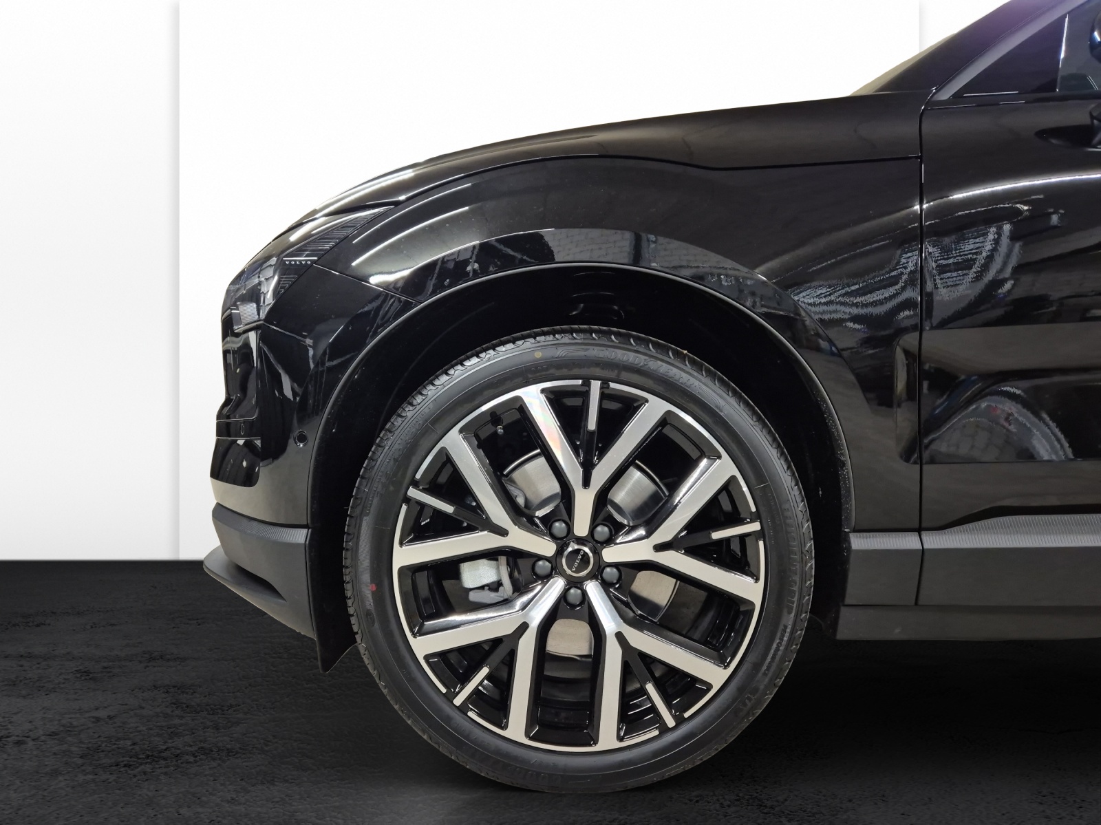 VOLVO EX30 E60 Ultra-image-19