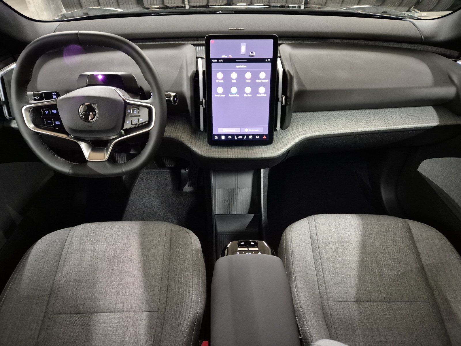 VOLVO EX30 E60 Ultra-image-10