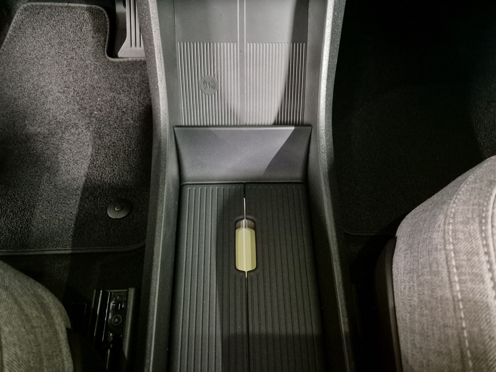 VOLVO EX30 E60 Ultra-image-14