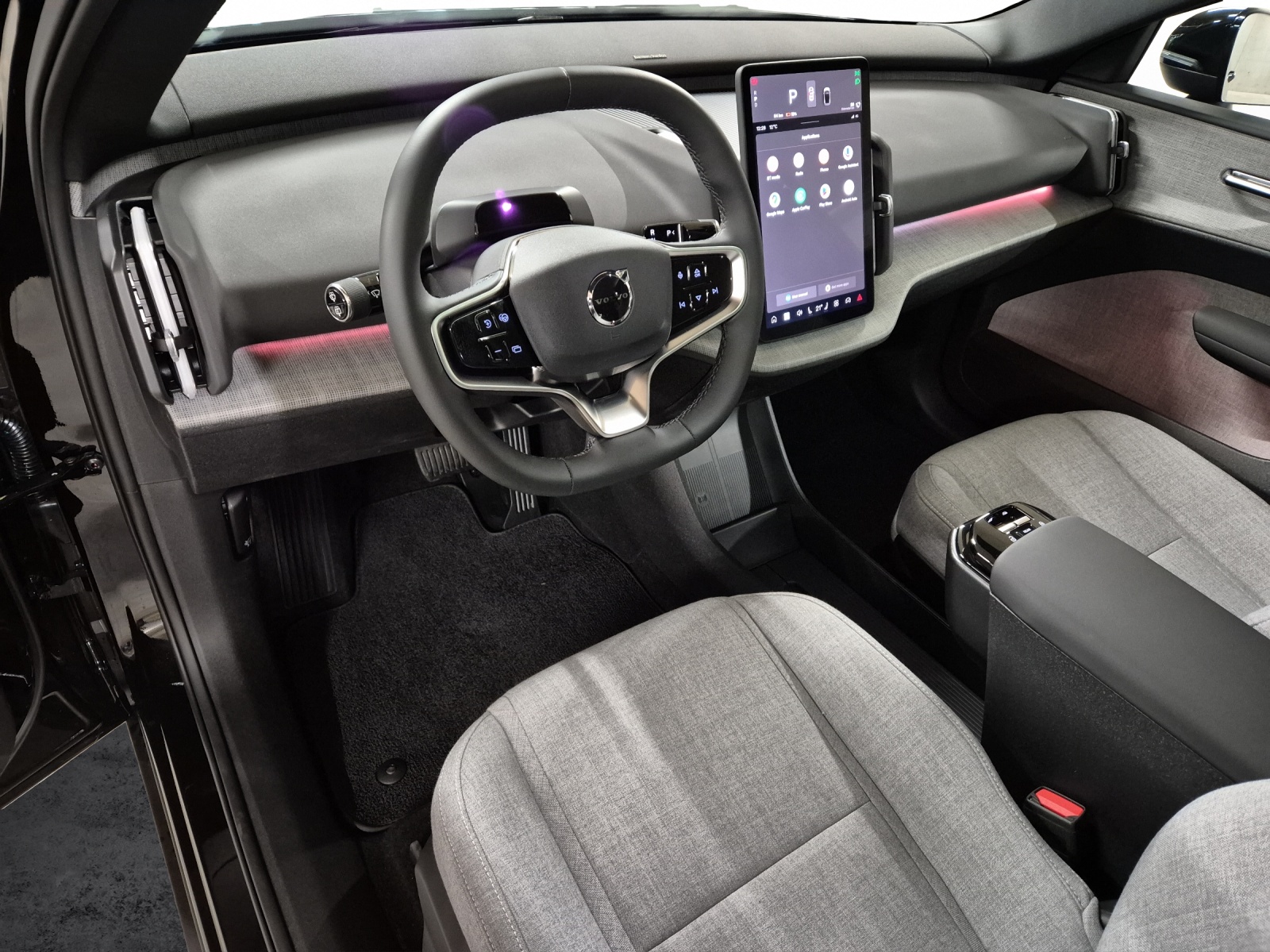 VOLVO EX30 E60 Ultra-image-8