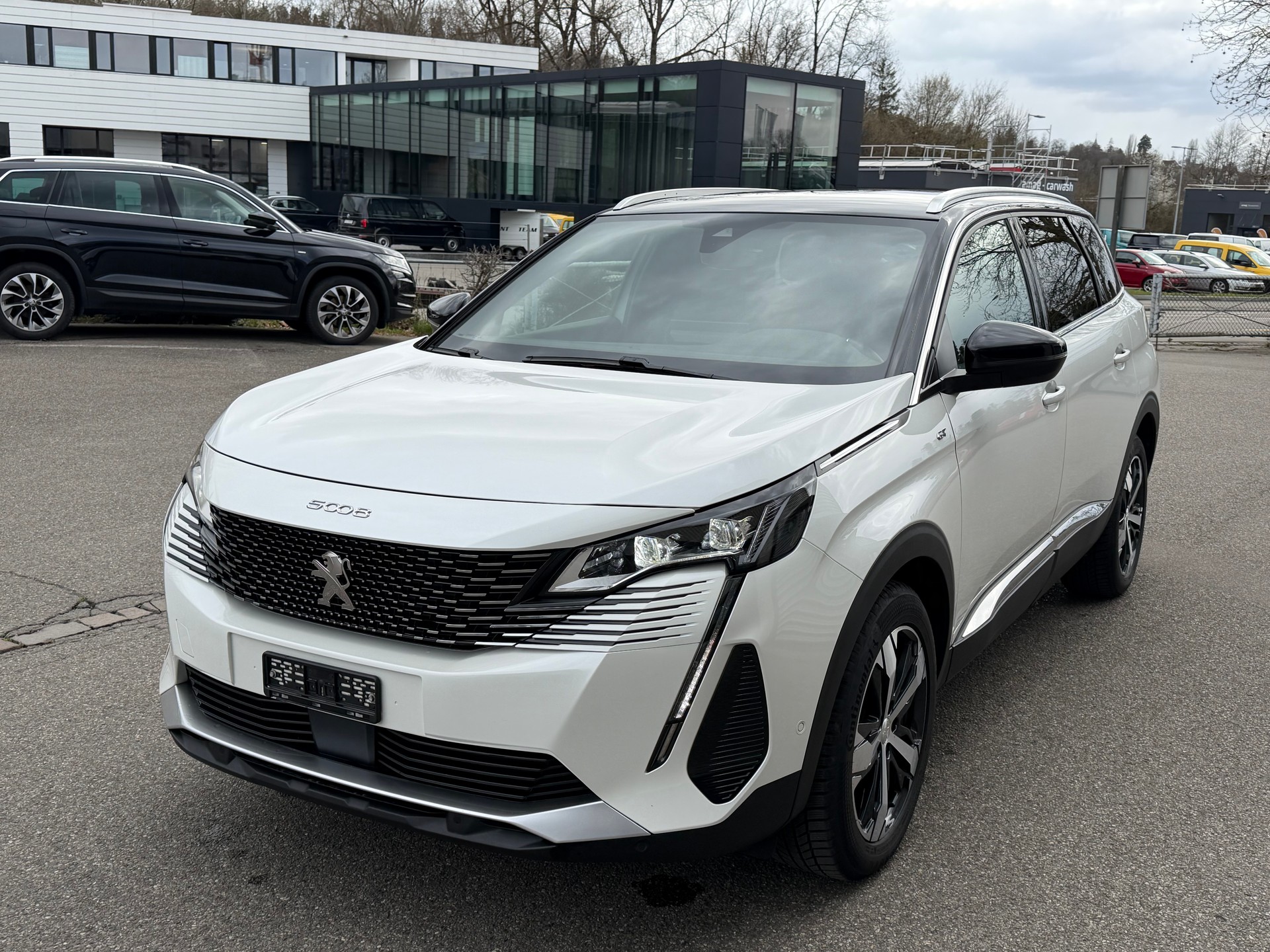 PEUGEOT 5008 1.5 BlueHDi GT EAT8