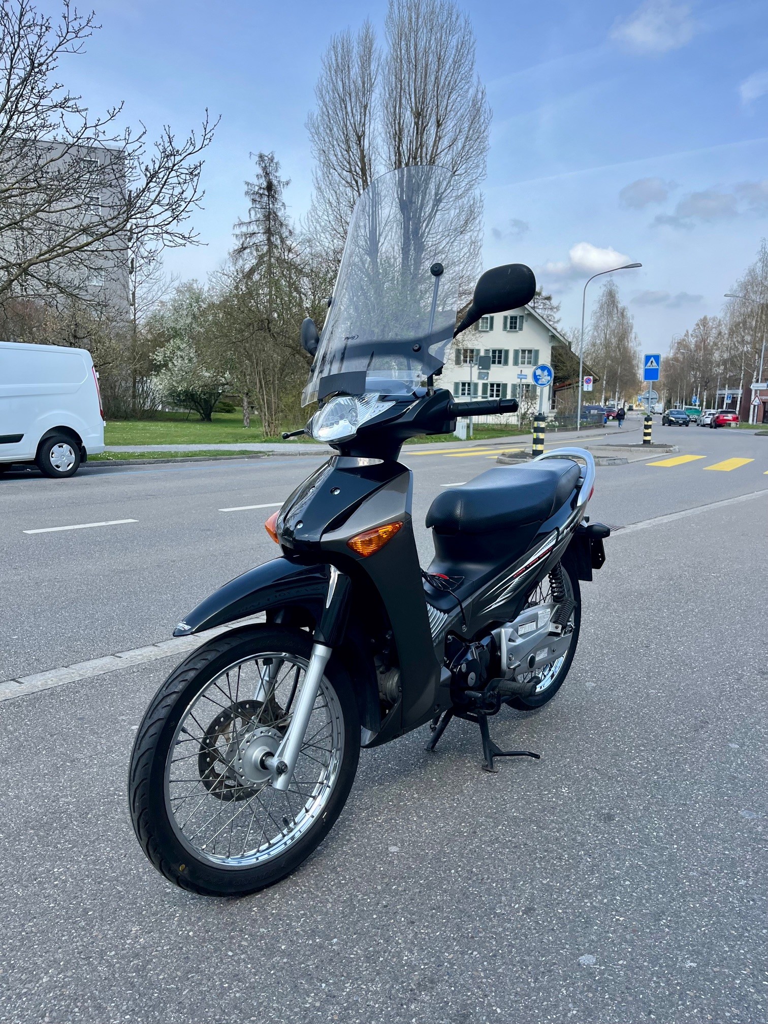 HONDA 125 Innova - GRATIS LIEFERNG*-showroom-element-2