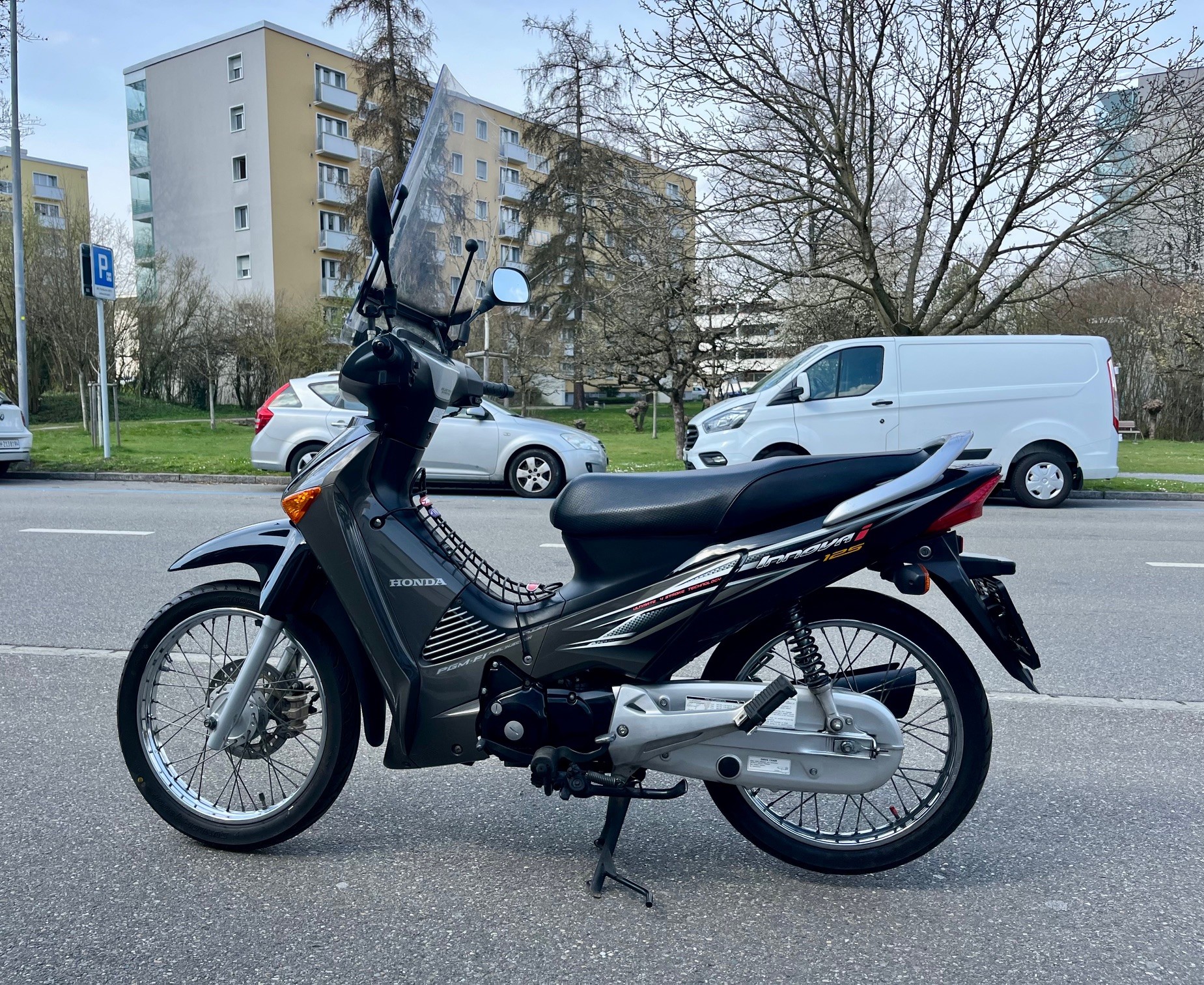HONDA 125 Innova - GRATIS LIEFERNG*-showroom-element-1