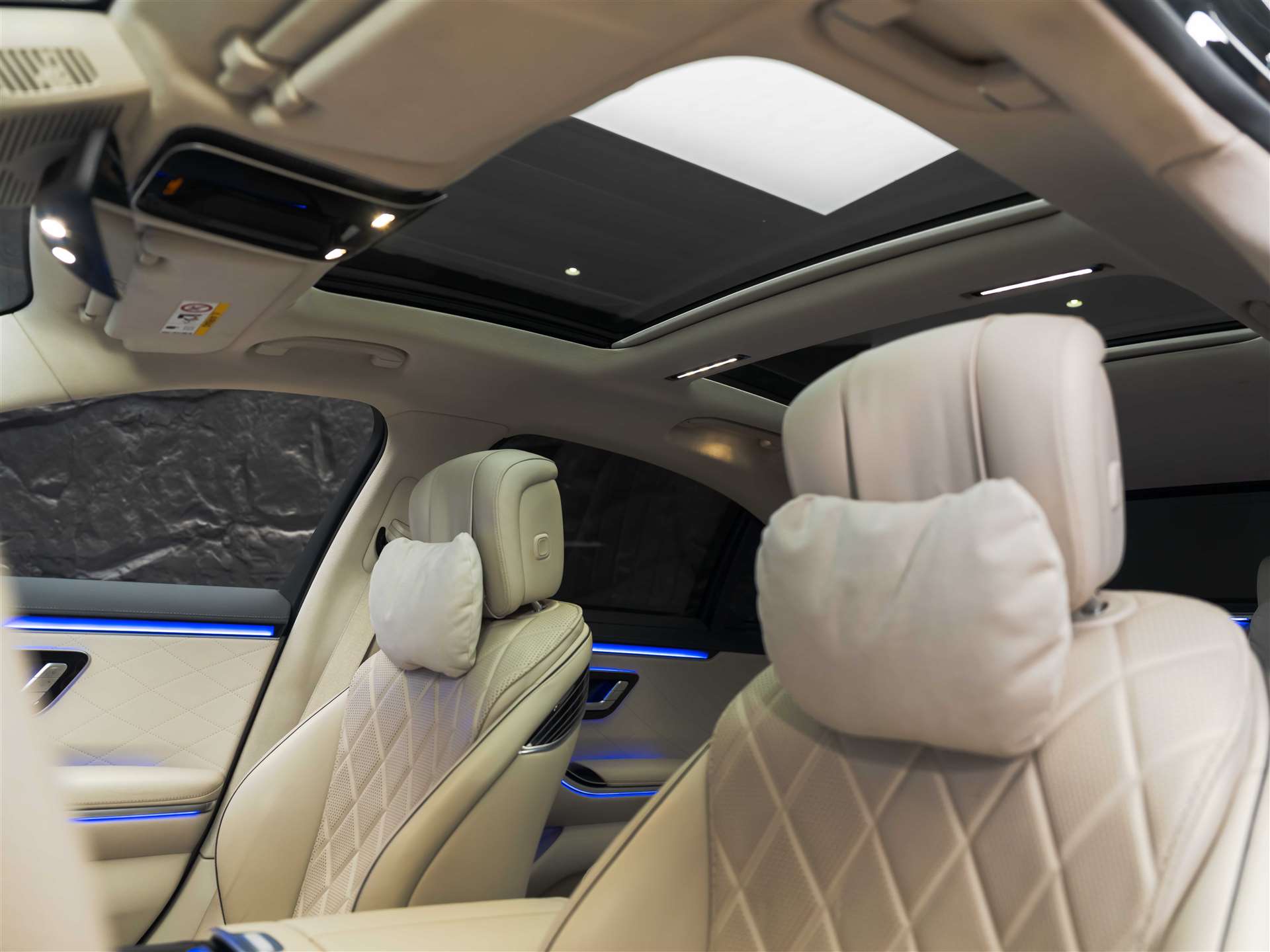 MERCEDES-BENZ S 500 L AMG Line 4matic *CH Auto*Panorama*Massage*-image-11