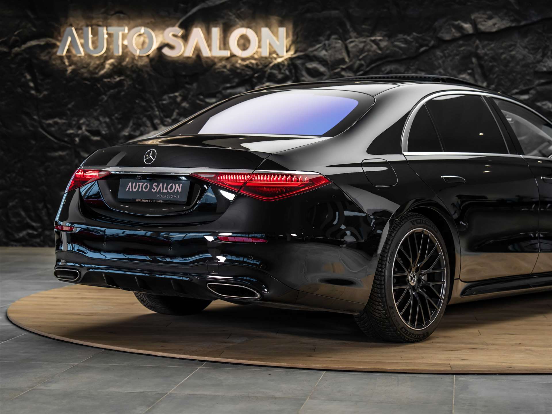 MERCEDES-BENZ S 500 L AMG Line 4matic *CH Auto*Panorama*Massage*-image-23
