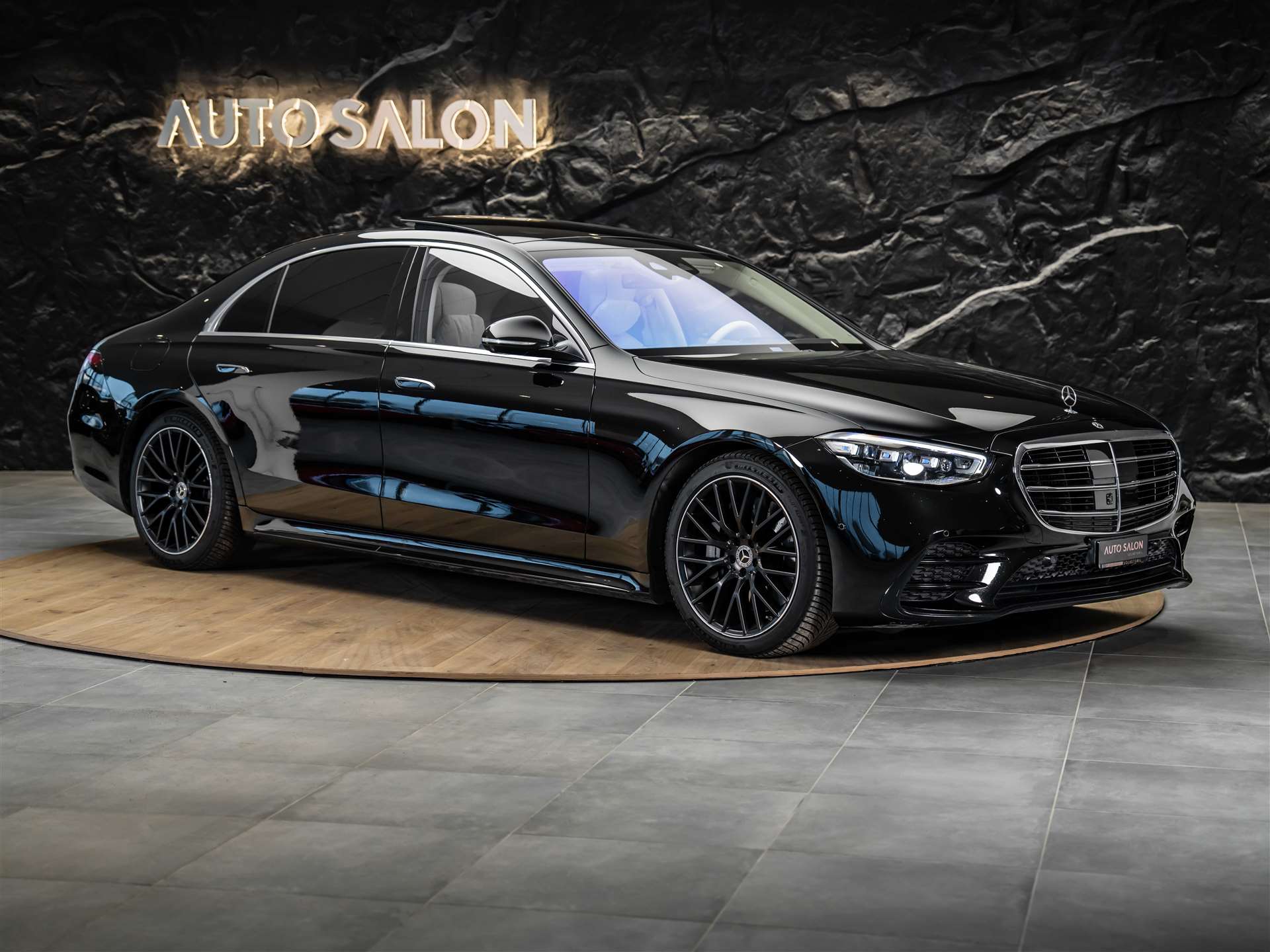 MERCEDES-BENZ S 500 L AMG Line 4matic *CH Auto*Panorama*Massage*-image-5