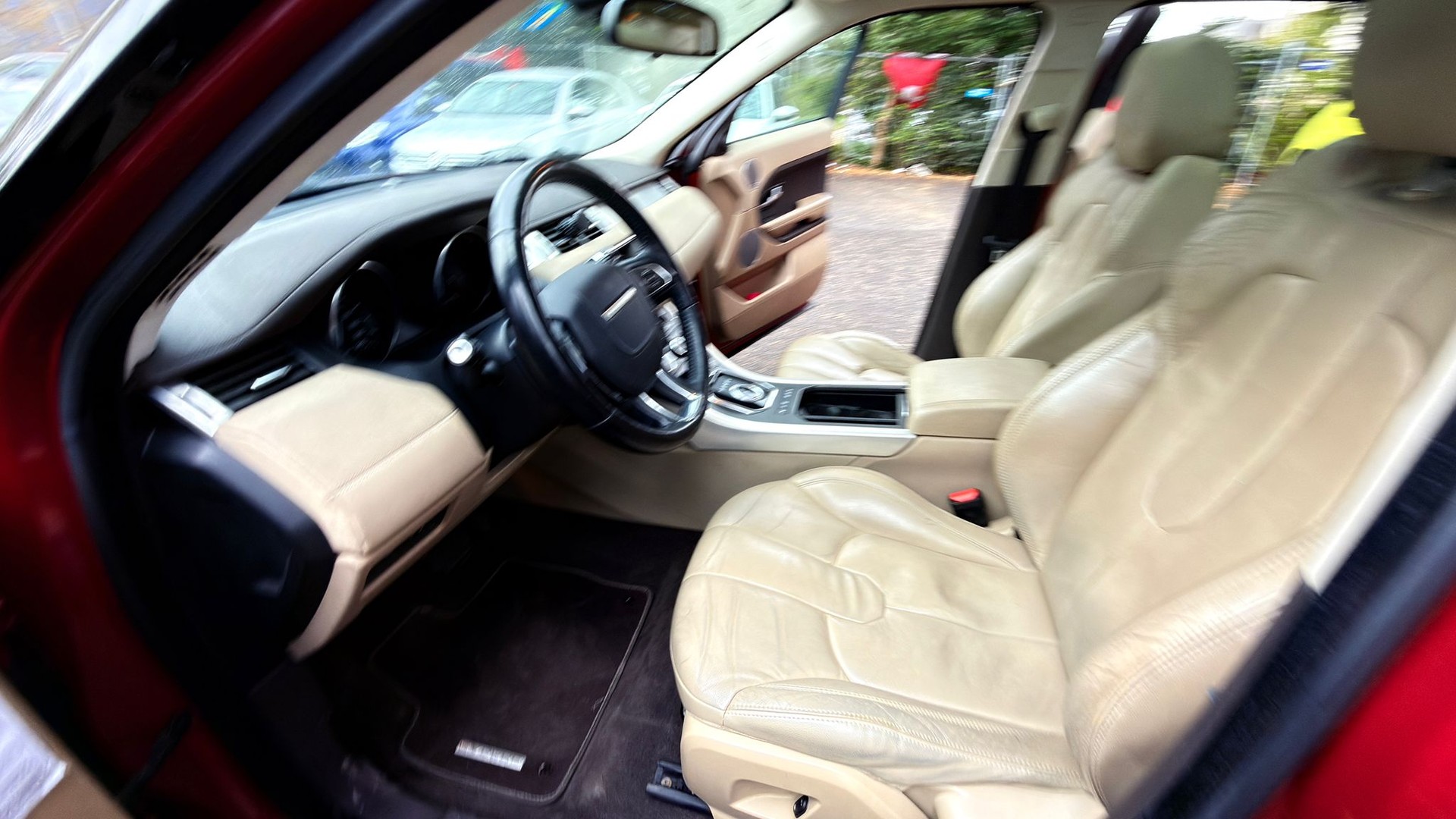LAND ROVER Range Rover Evoque 2.2 TD4 Dynamic AT6-image-7