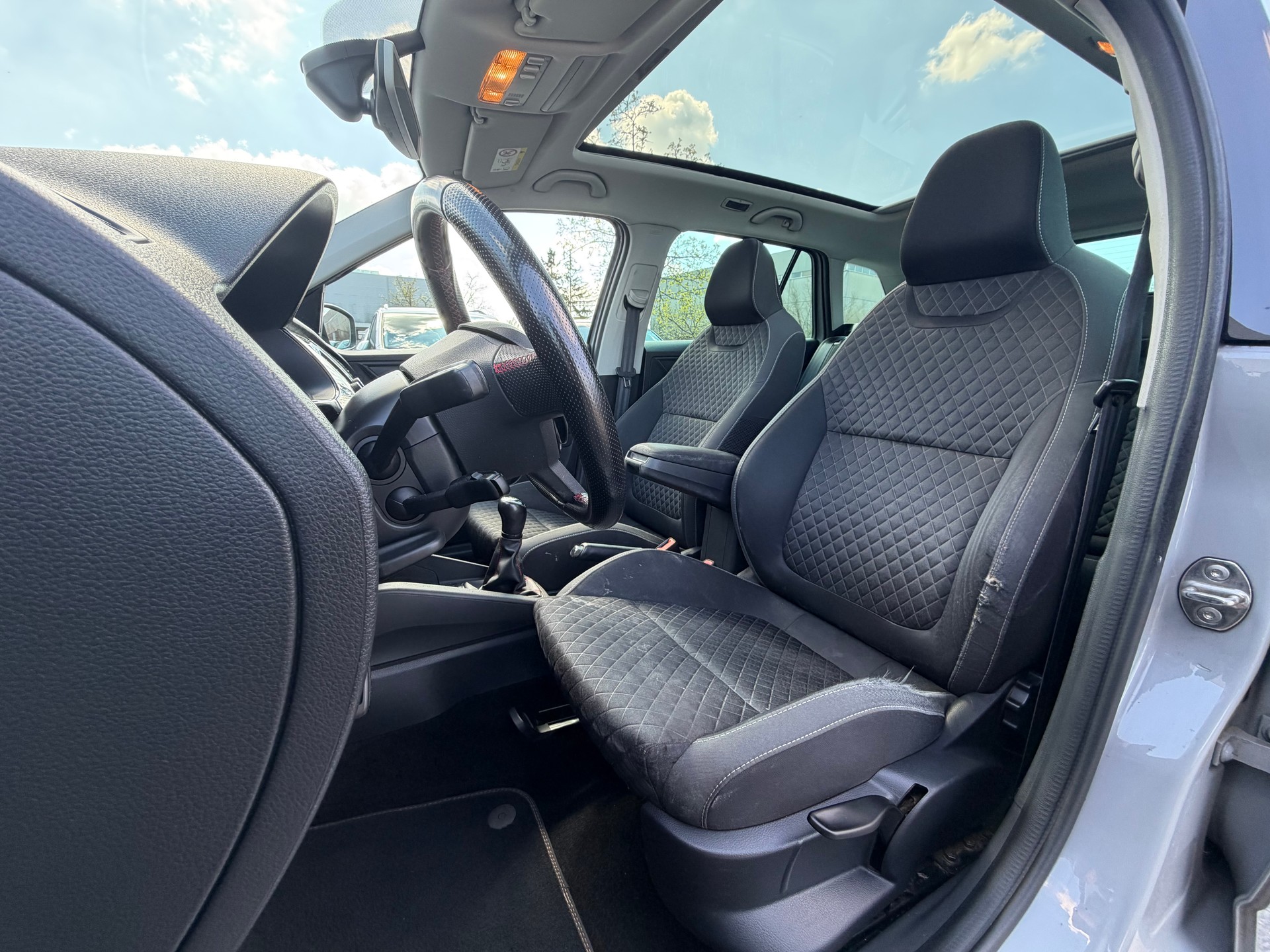 SKODA Fabia 1.0 TSI Monte Carlo-image-8