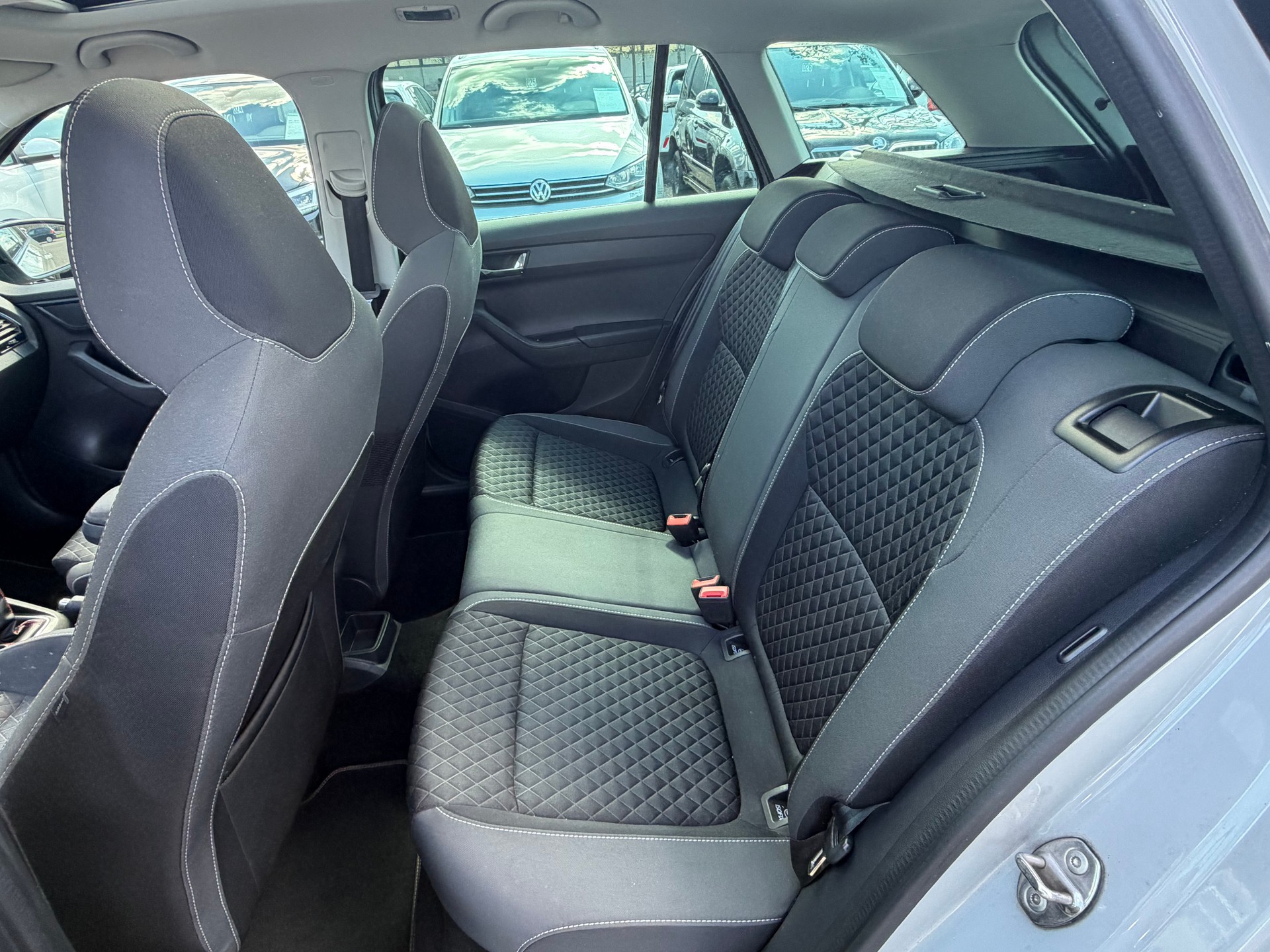 SKODA Fabia 1.0 TSI Monte Carlo-image-9