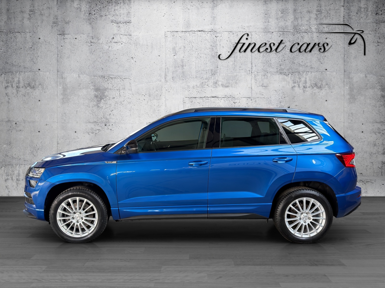 SKODA Karoq 1.5 TSI SportLine DSG-showroom-element-1