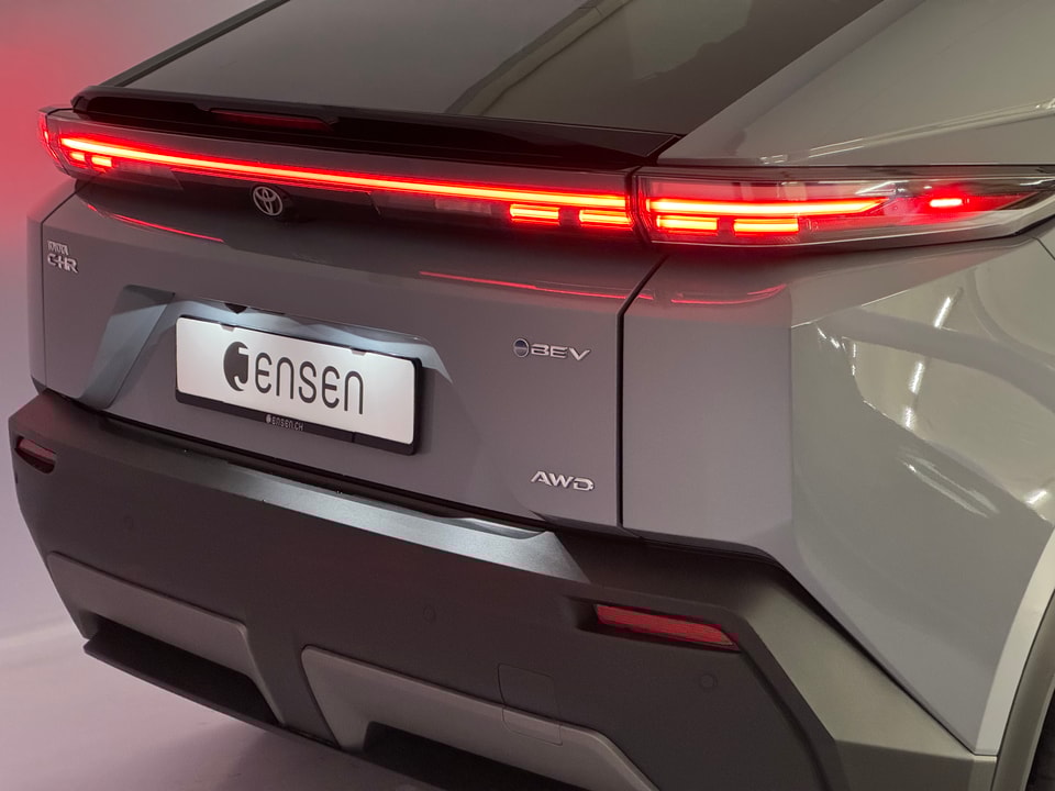 C-HR+ Electric 77 kWh Style AWD 11 kW OBC