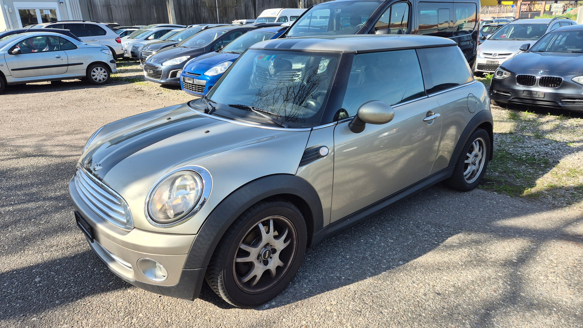 MINI Cooper-image-2