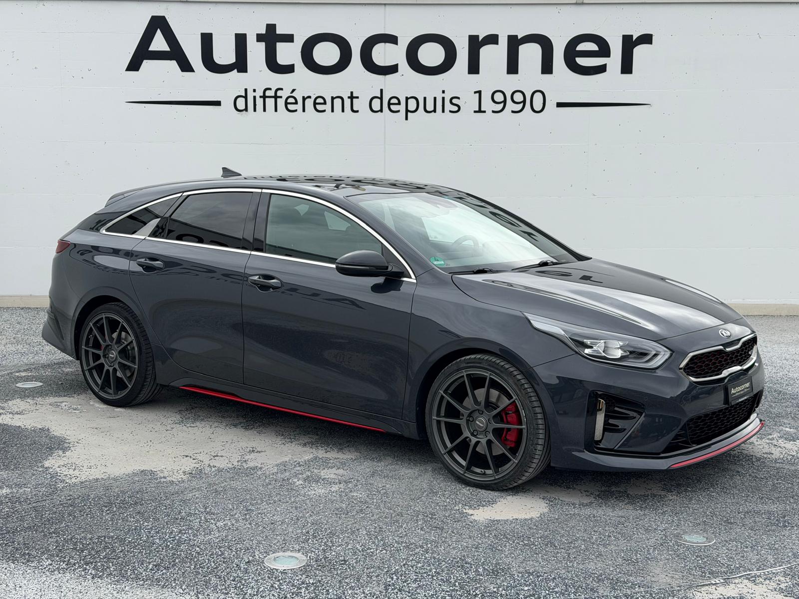 KIA ProCeed 1.6 T-GDi GT DCT-showroom-element-1