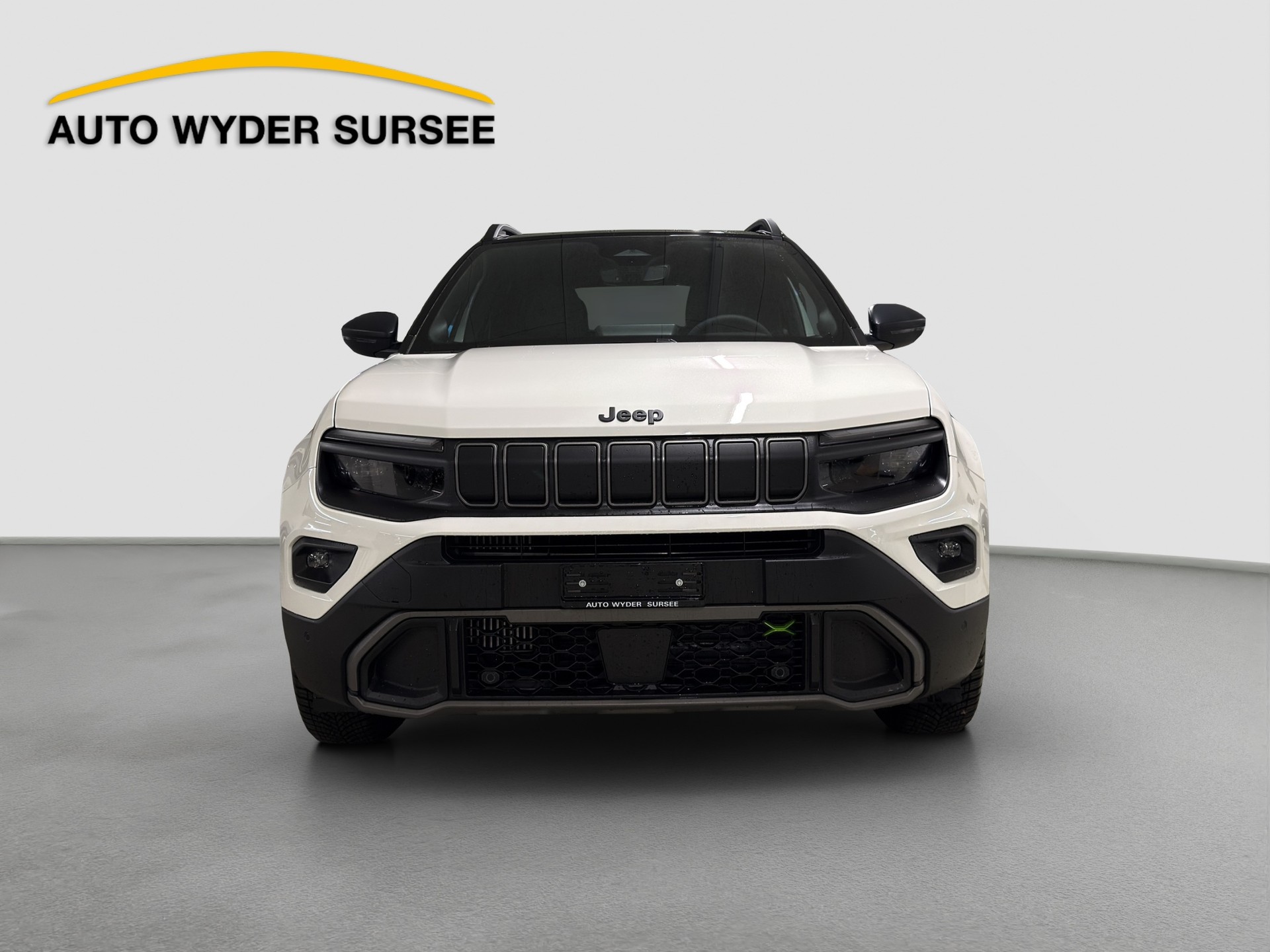 JEEP Avenger 1.2 MHEV Overland 4xe-image-1
