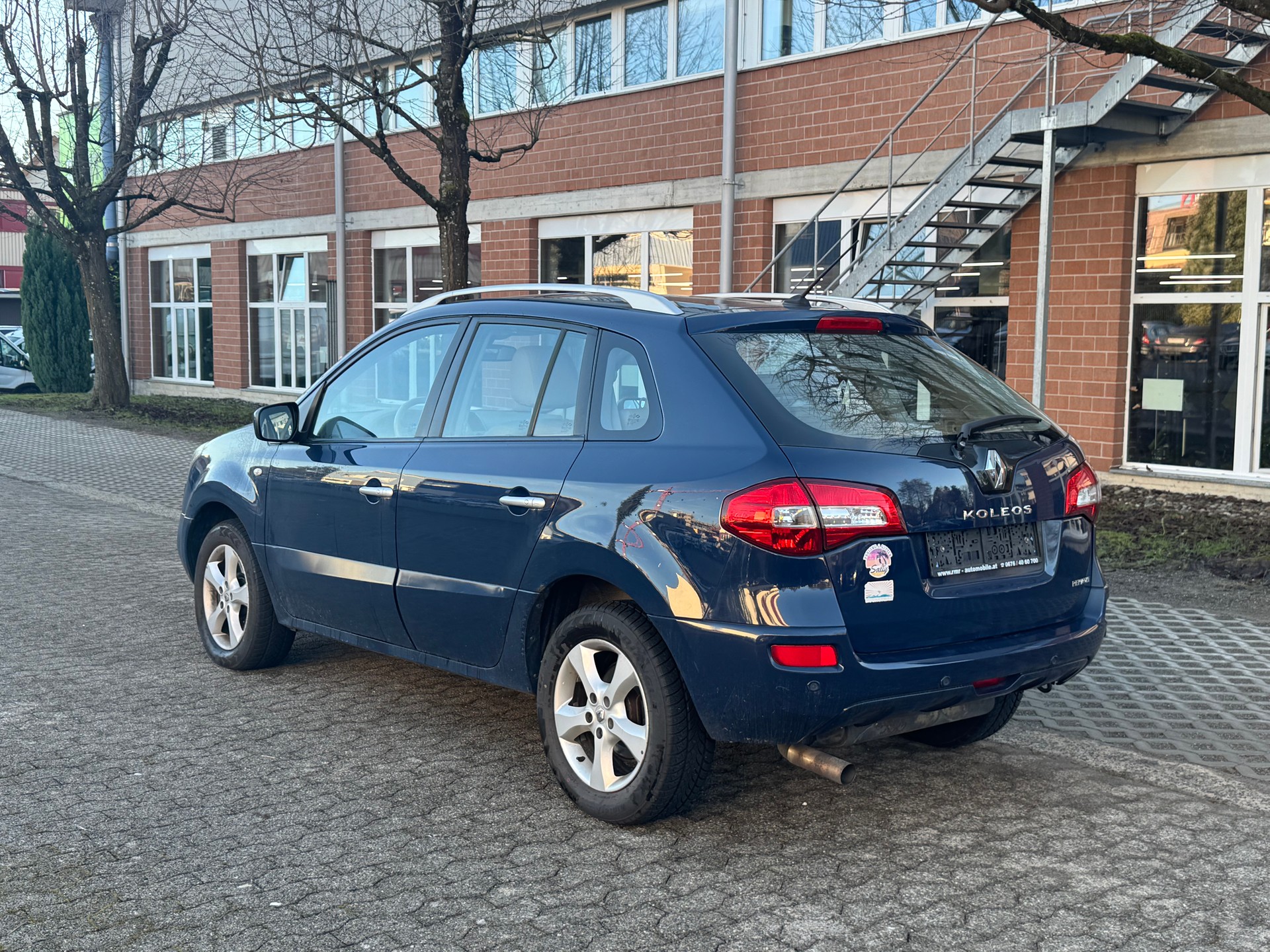 RENAULT Koleos 2.0 dCi Dynamique 4x4 Automatic-image-4