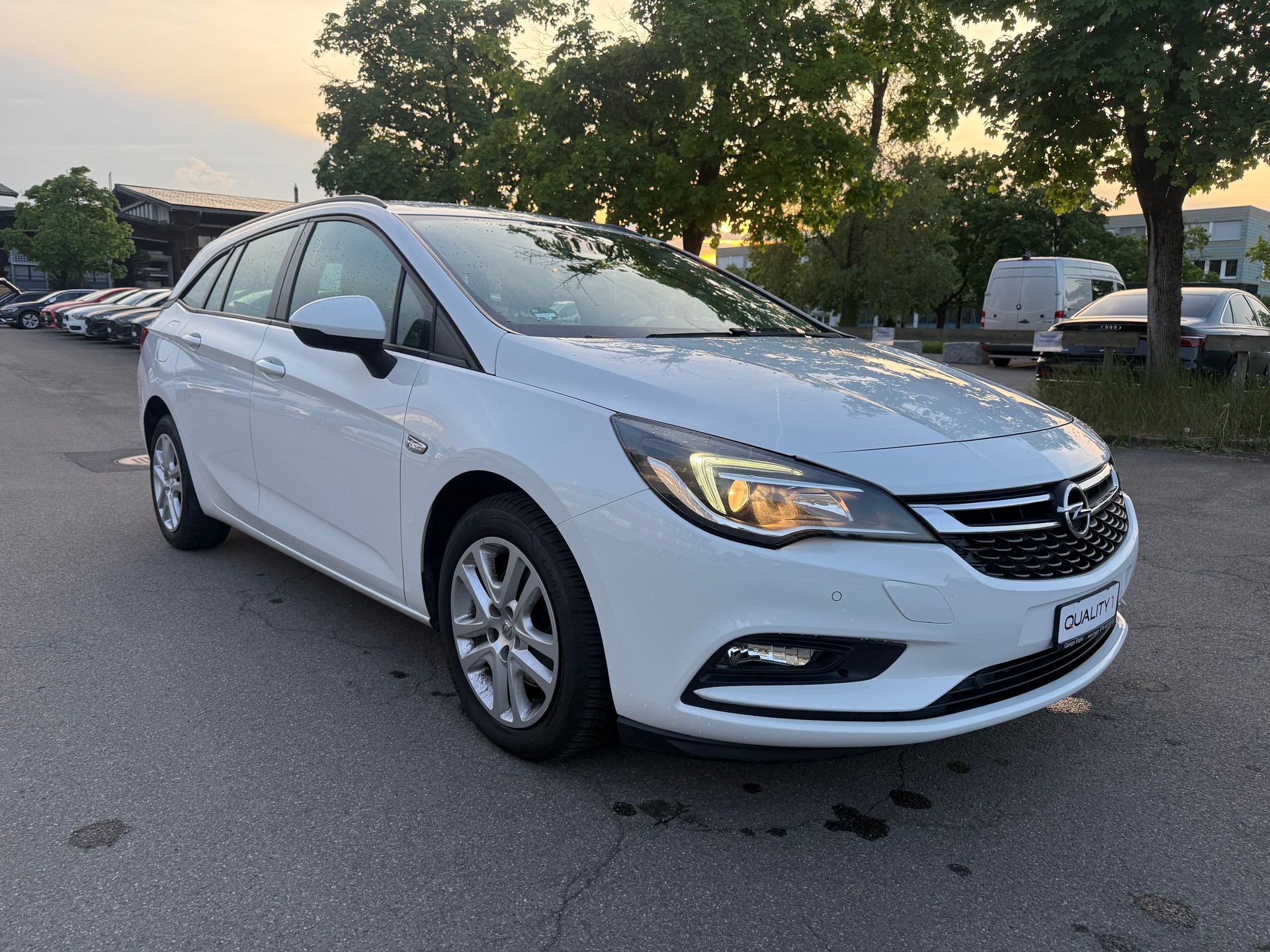 OPEL Astra Sports Tourer 1.6 CDTi ecoF Enjoy-image-1