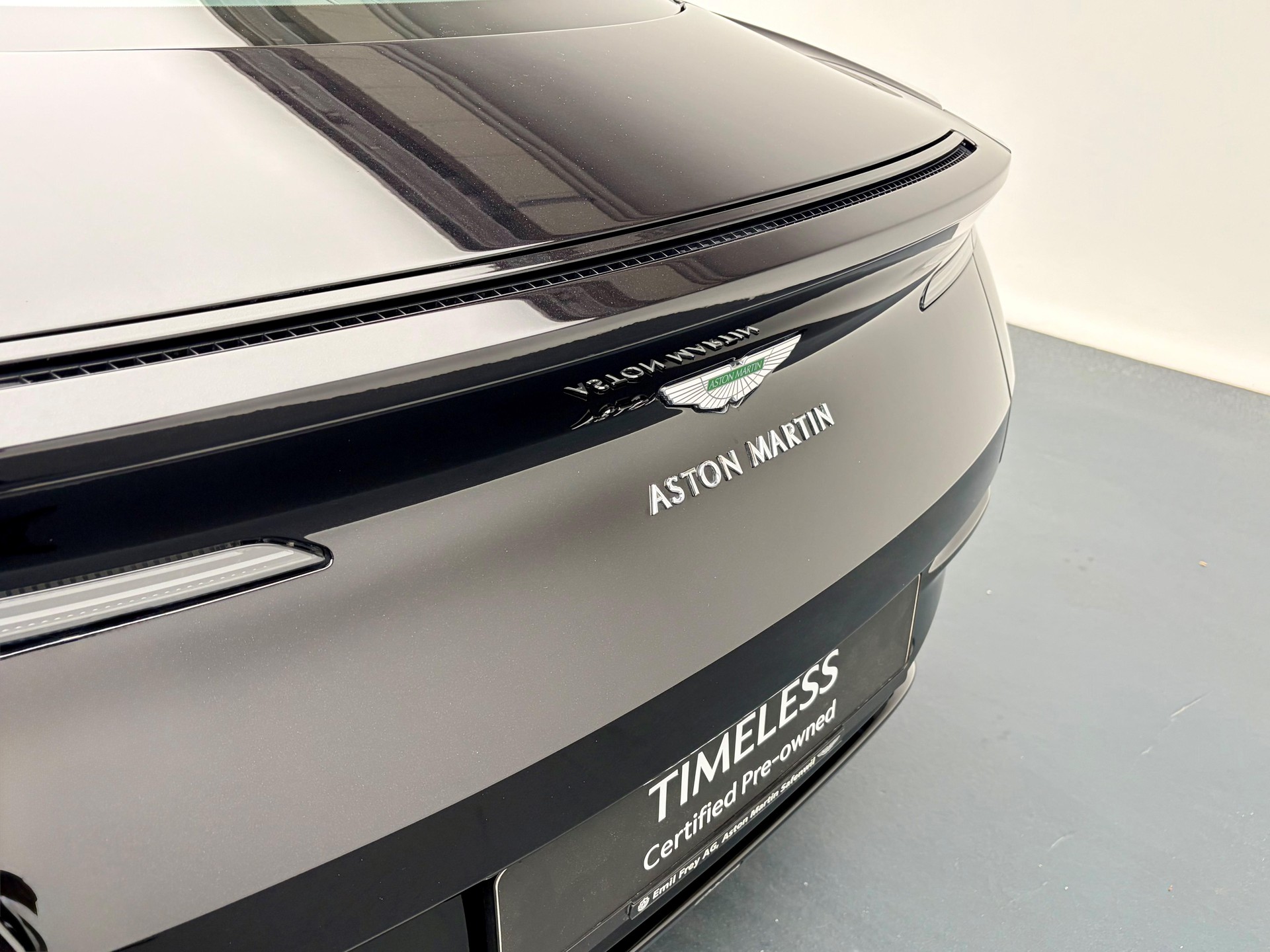 ASTON MARTIN DB11 Coupé 4.0 V8 Bi-Turbo-image-22