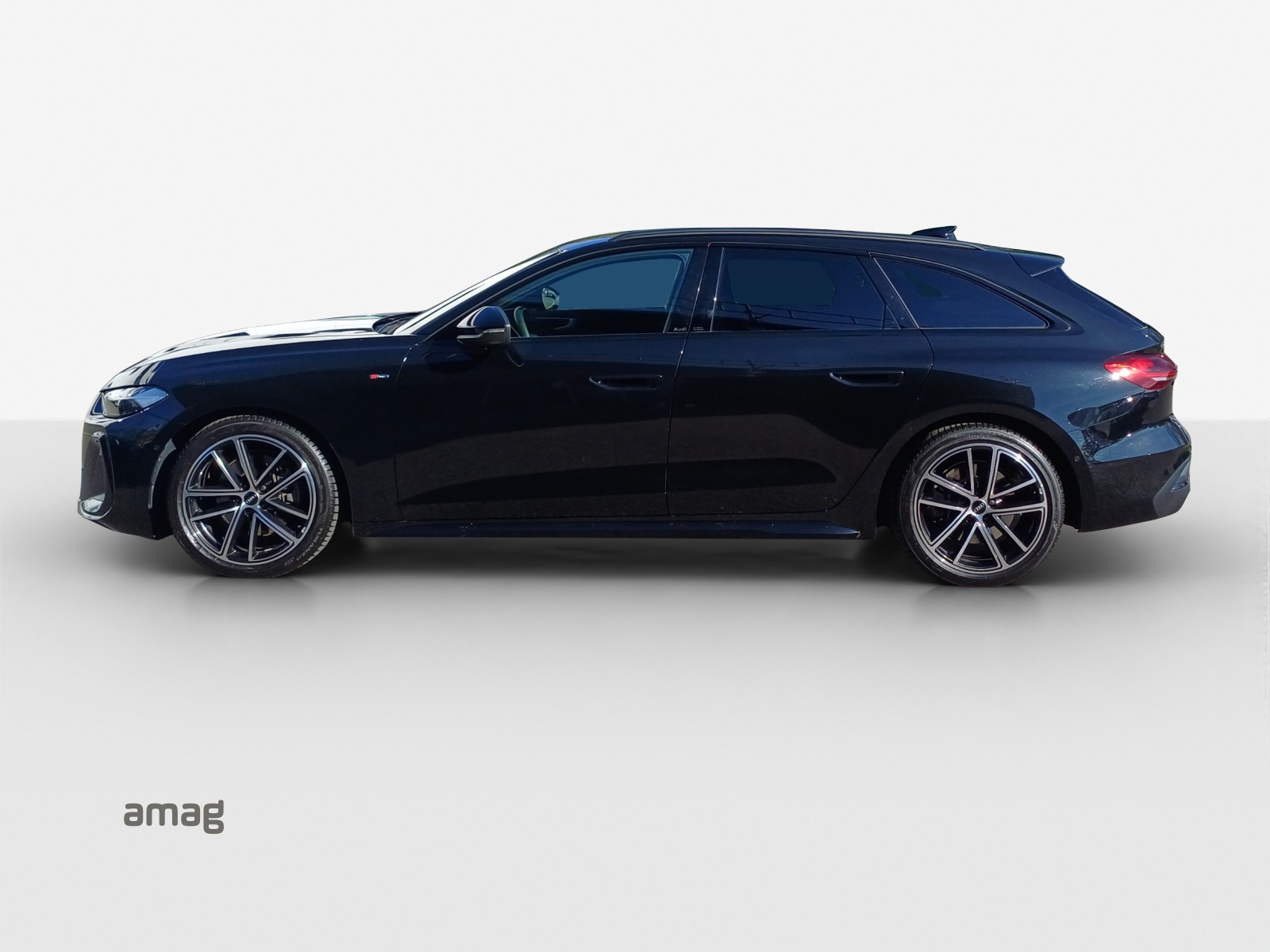 AUDI A5 Avant TDI quattro 150 kW S tronic-image-1