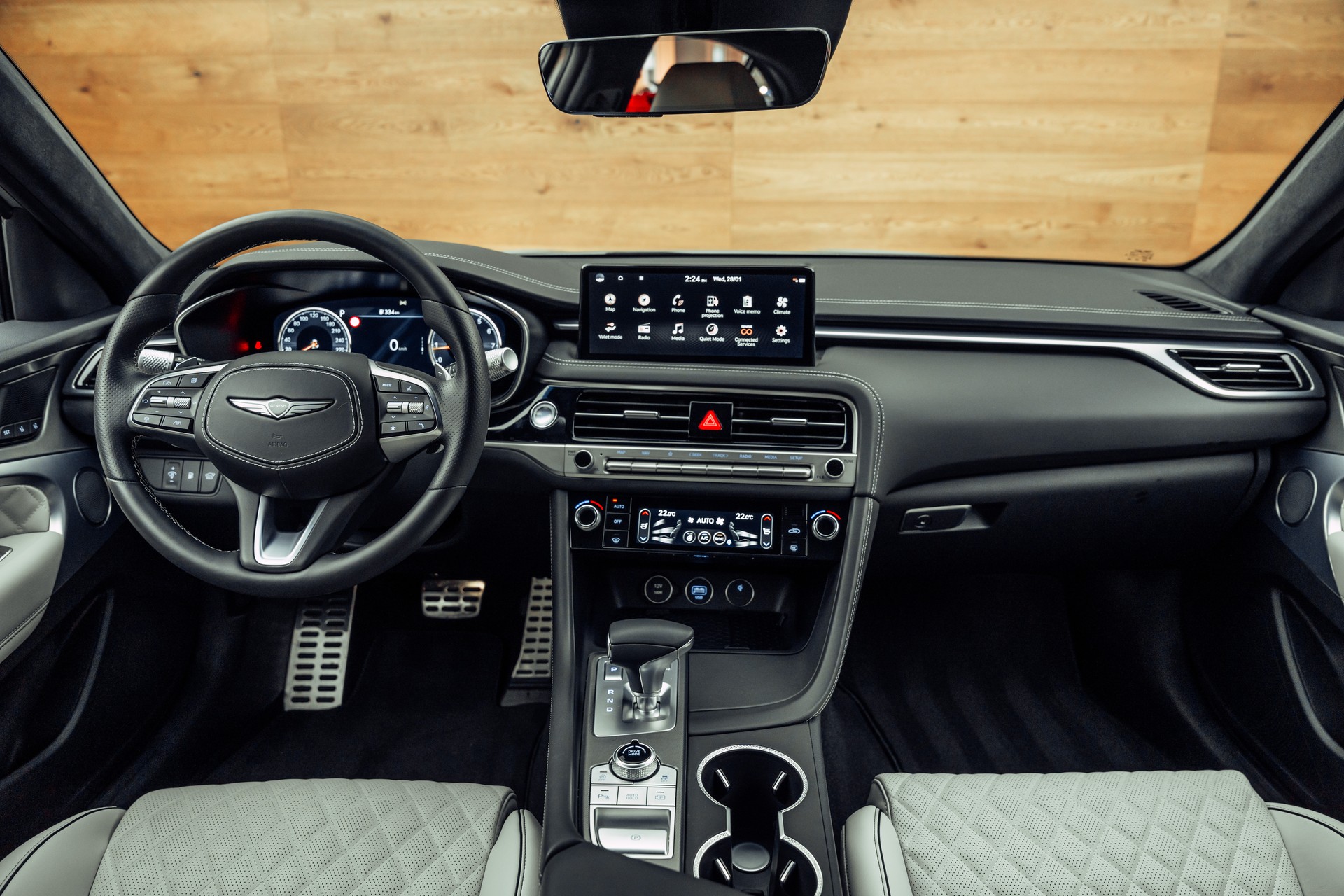 GENESIS G70 Shooting Brake 2.0 T Plus Sport AT8 AWD-image-4