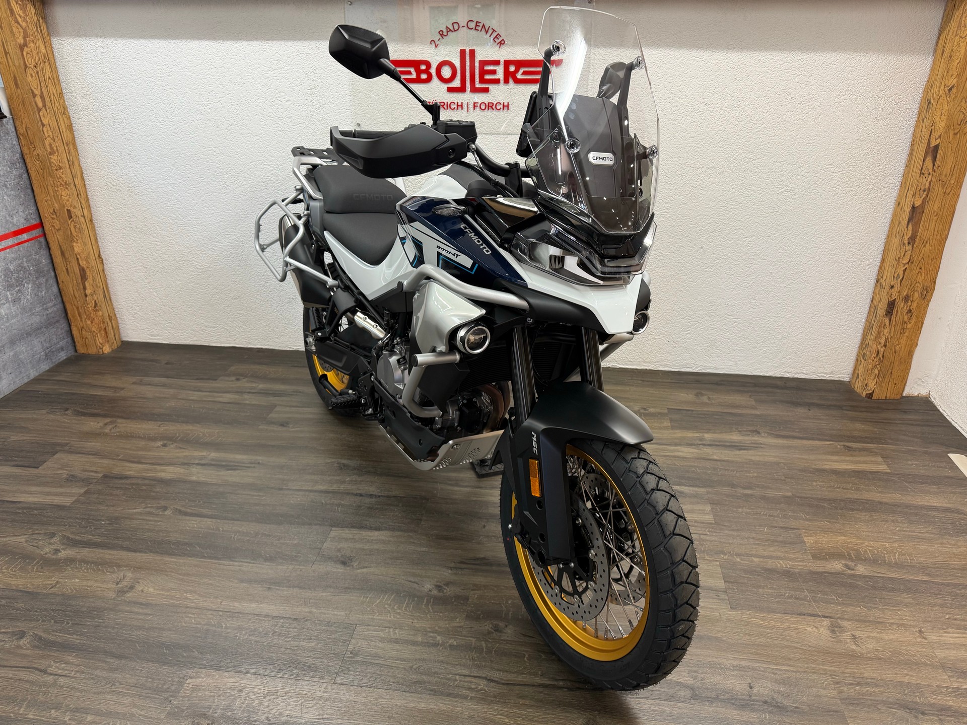 CF MOTO 800 MT Explore-showroom-element-1