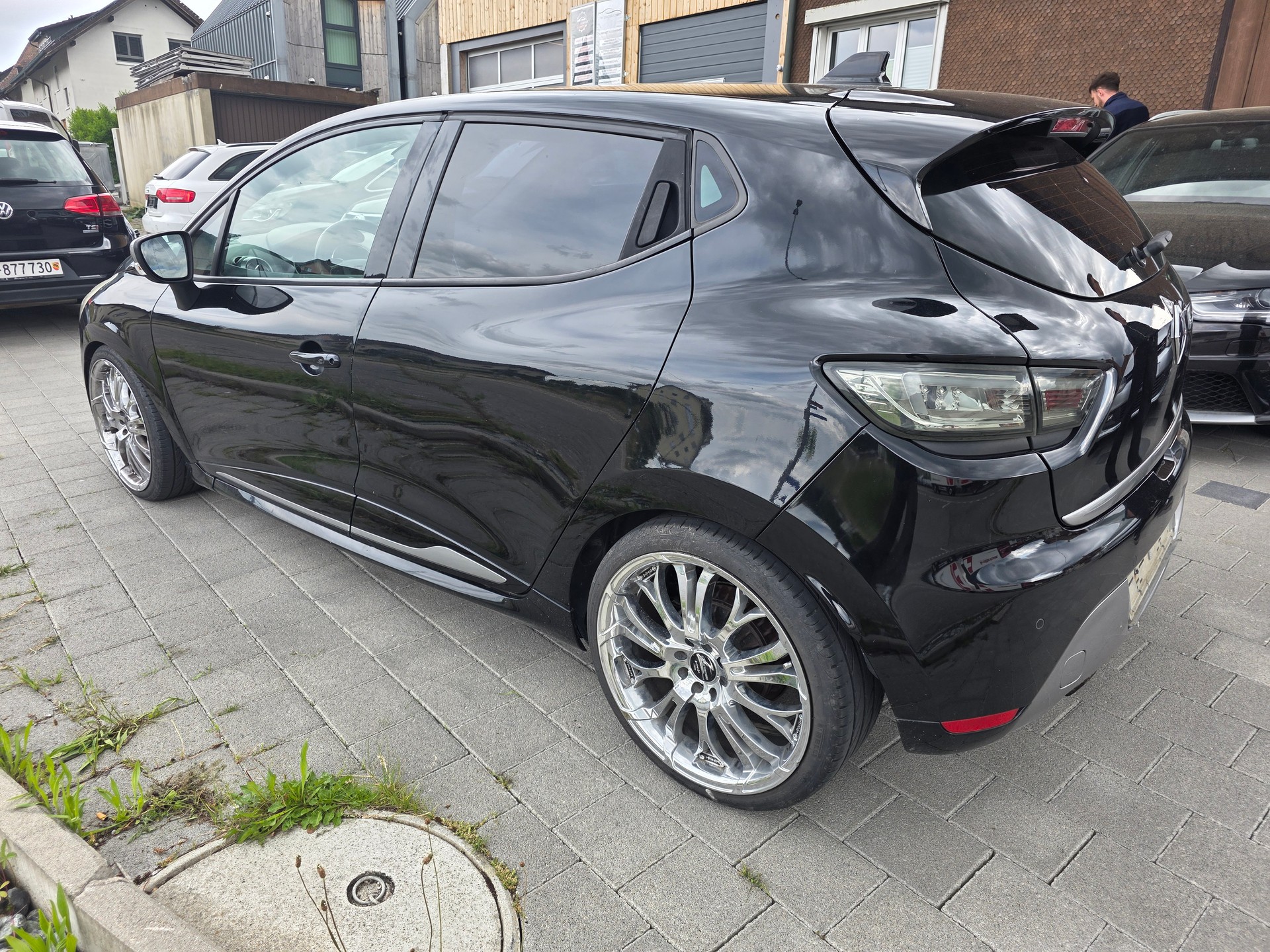RENAULT Clio 1.2 16V T GT EDC ab Mfk/12 mon.Garantie-image-10