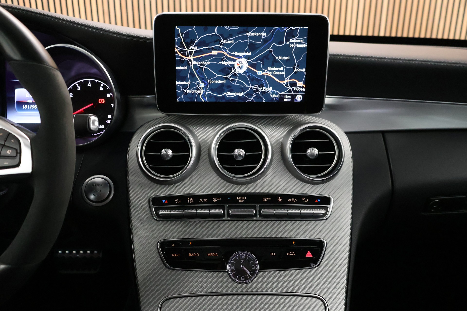 MERCEDES-BENZ C 450 AMG 4Matic 7G-Tronic-image-18