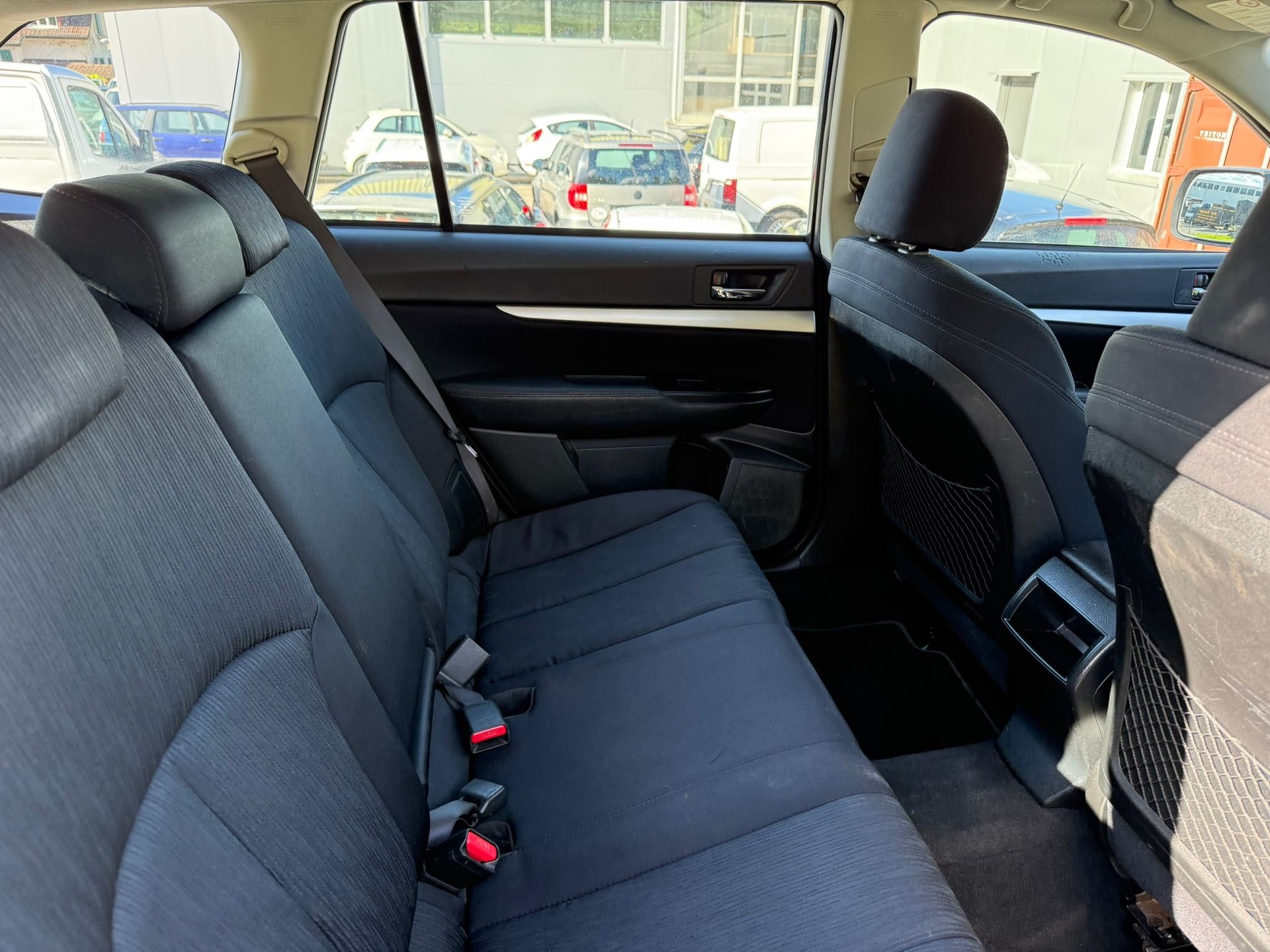 SUBARU Legacy 2.0i Swiss AWD-image-8
