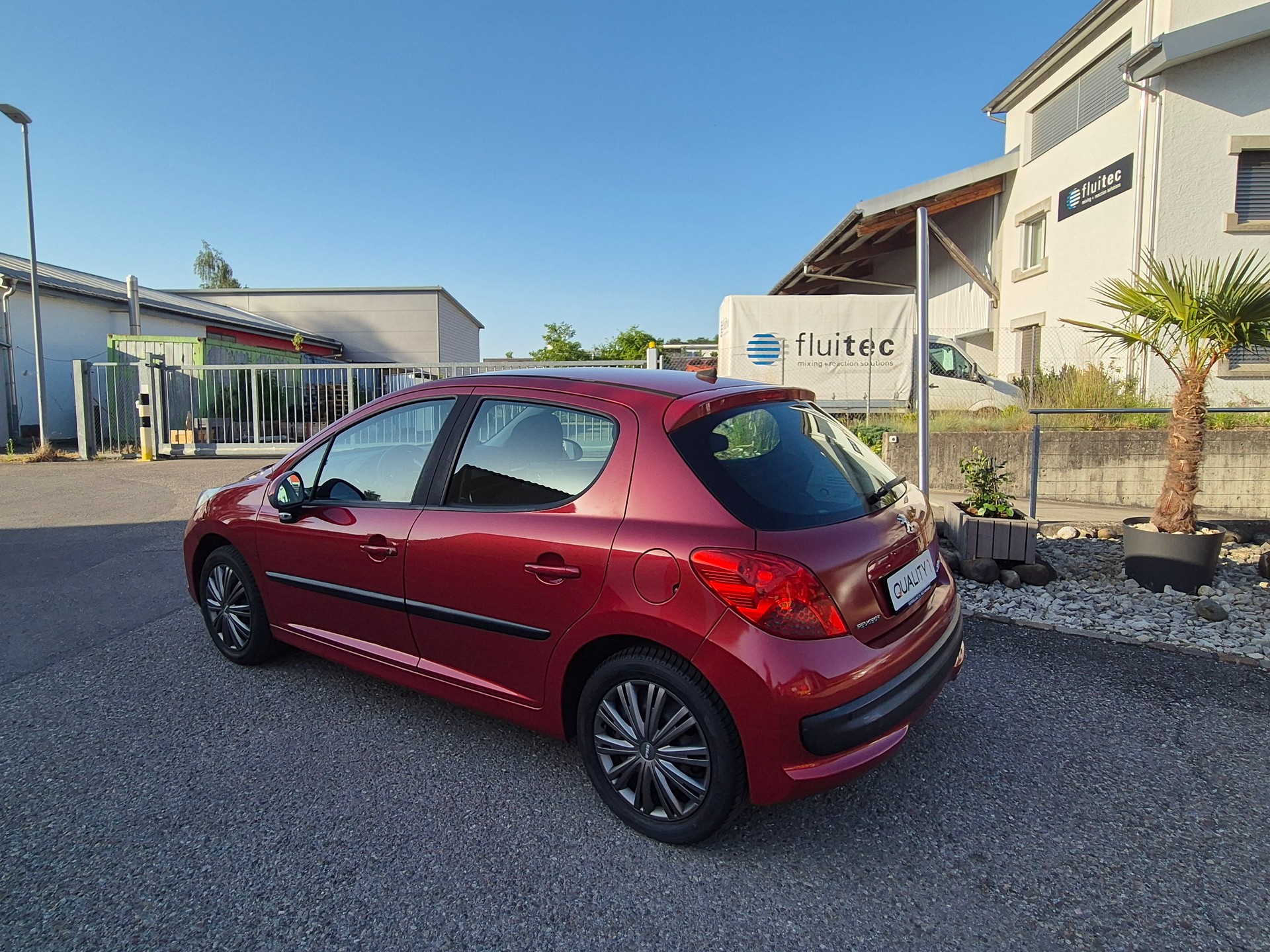 PEUGEOT 207 1.6 16V XT-showroom-element-2