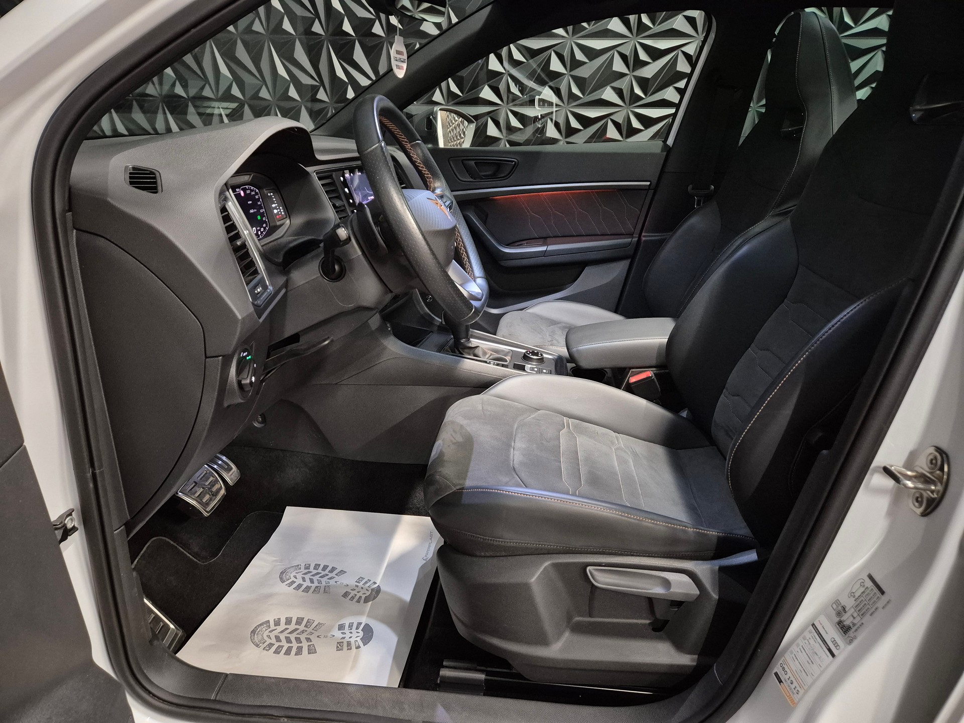 CUPRA Ateca 2.0TSI 4Drive DSG, FACELIFT-MODELL-image-18