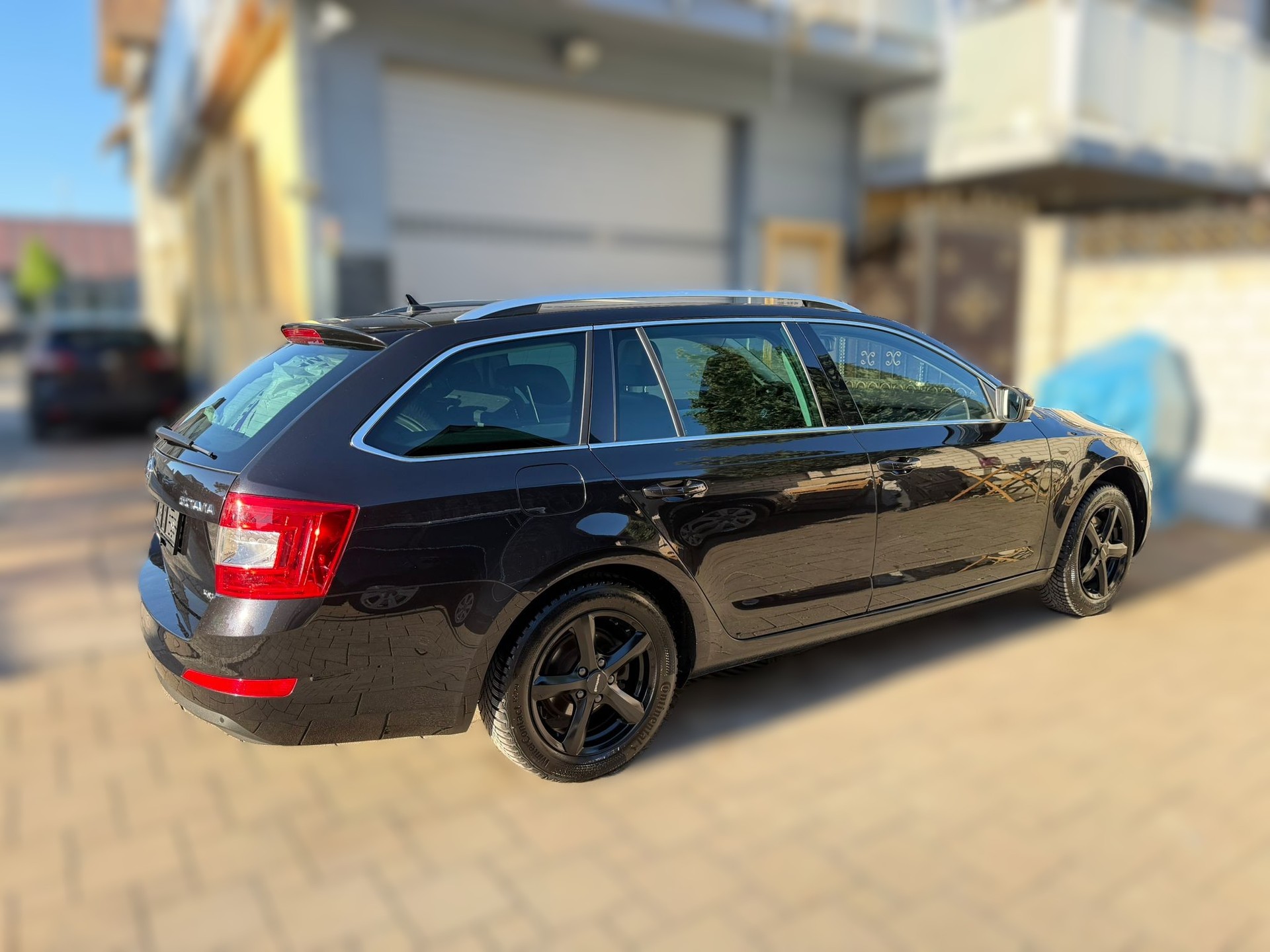 SKODA Octavia Combi 1.8 TSI Style 4x4 DSG-image-4