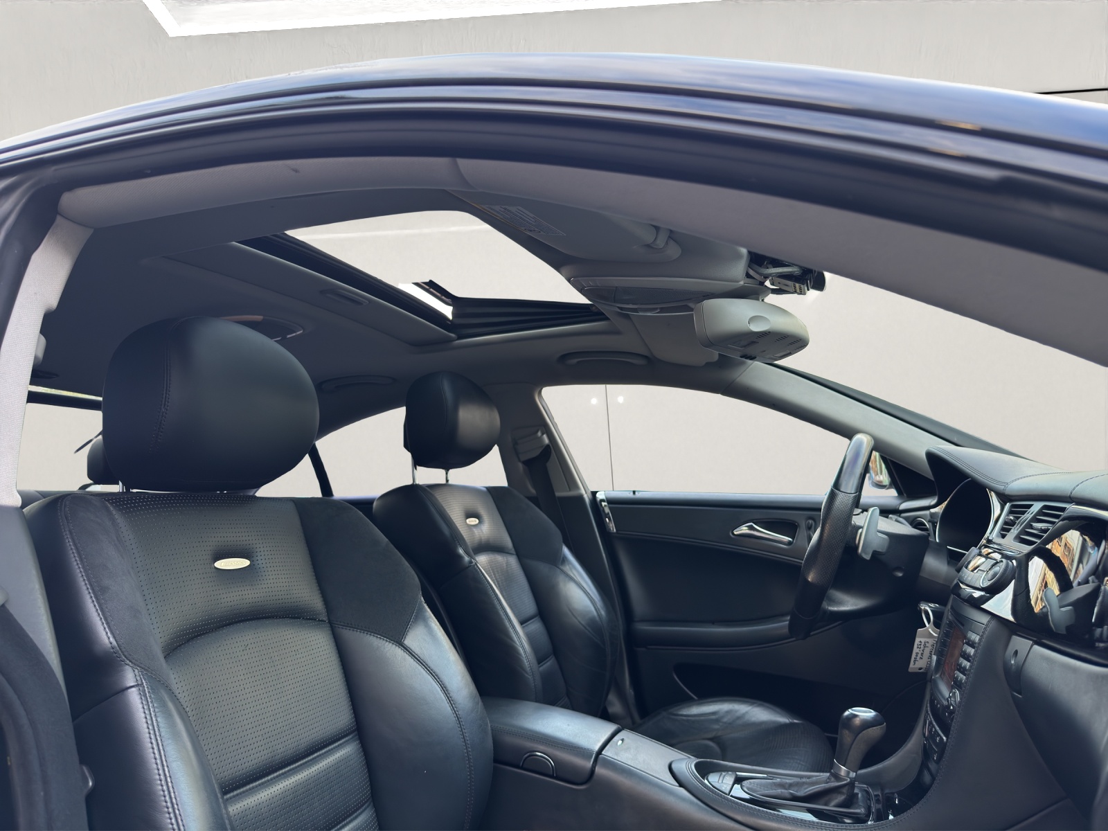 MERCEDES-BENZ CLS 55 AMG Automatic-image-11
