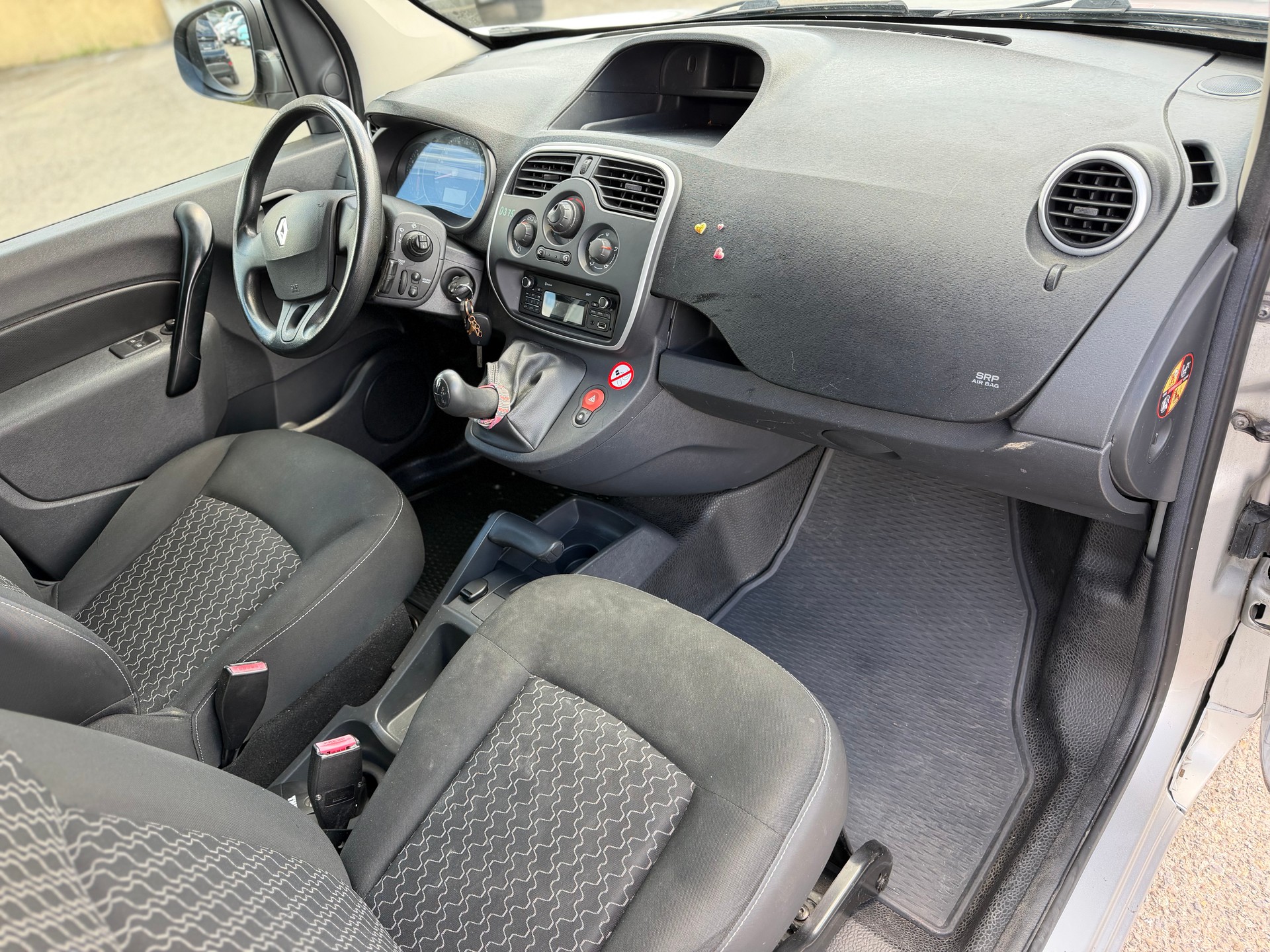 RENAULT Kangoo Maxi dCi 90 Access 2 Plätze / 2 places-image-12
