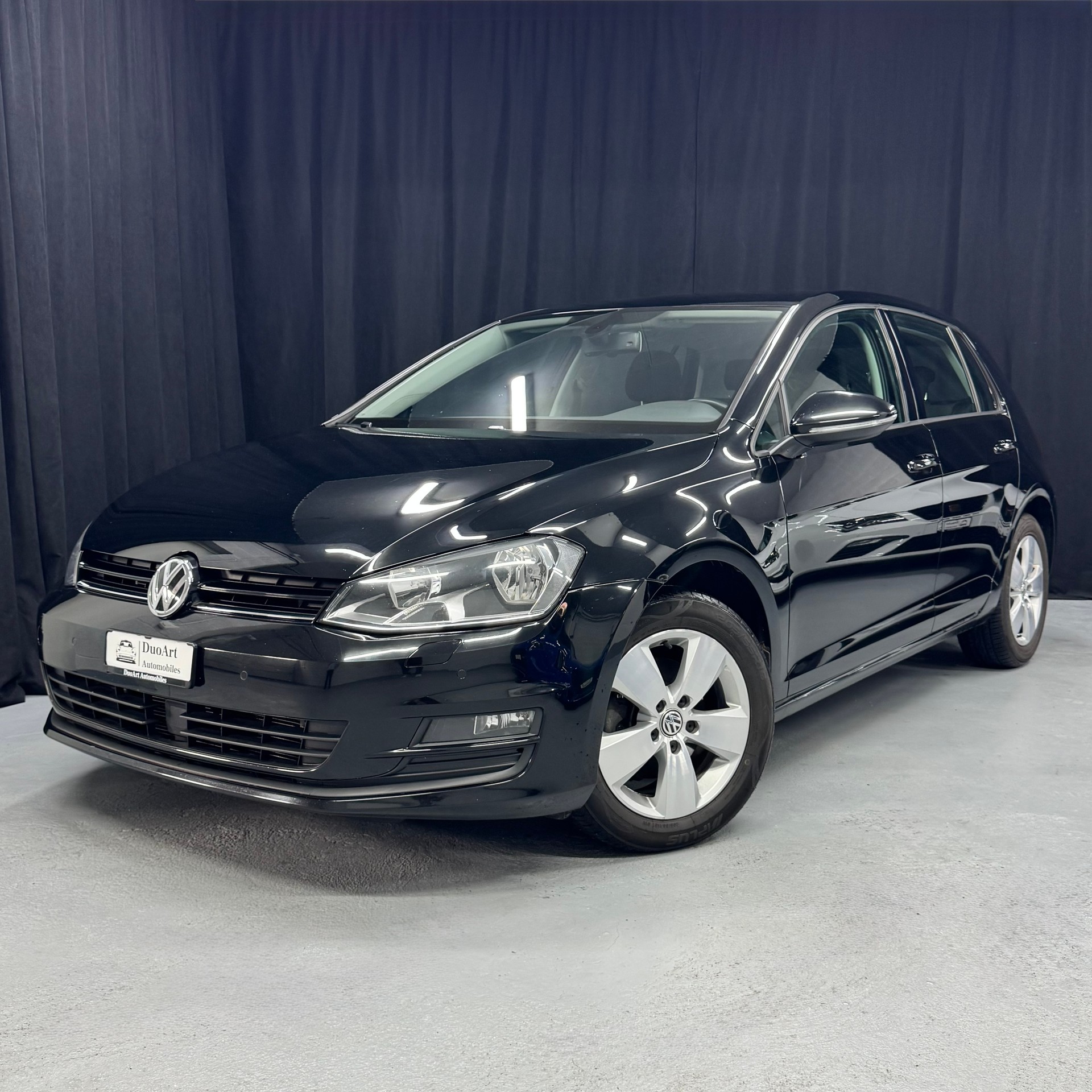 VW Golf 2.0 TDI Comfortline 4Motion-image-1