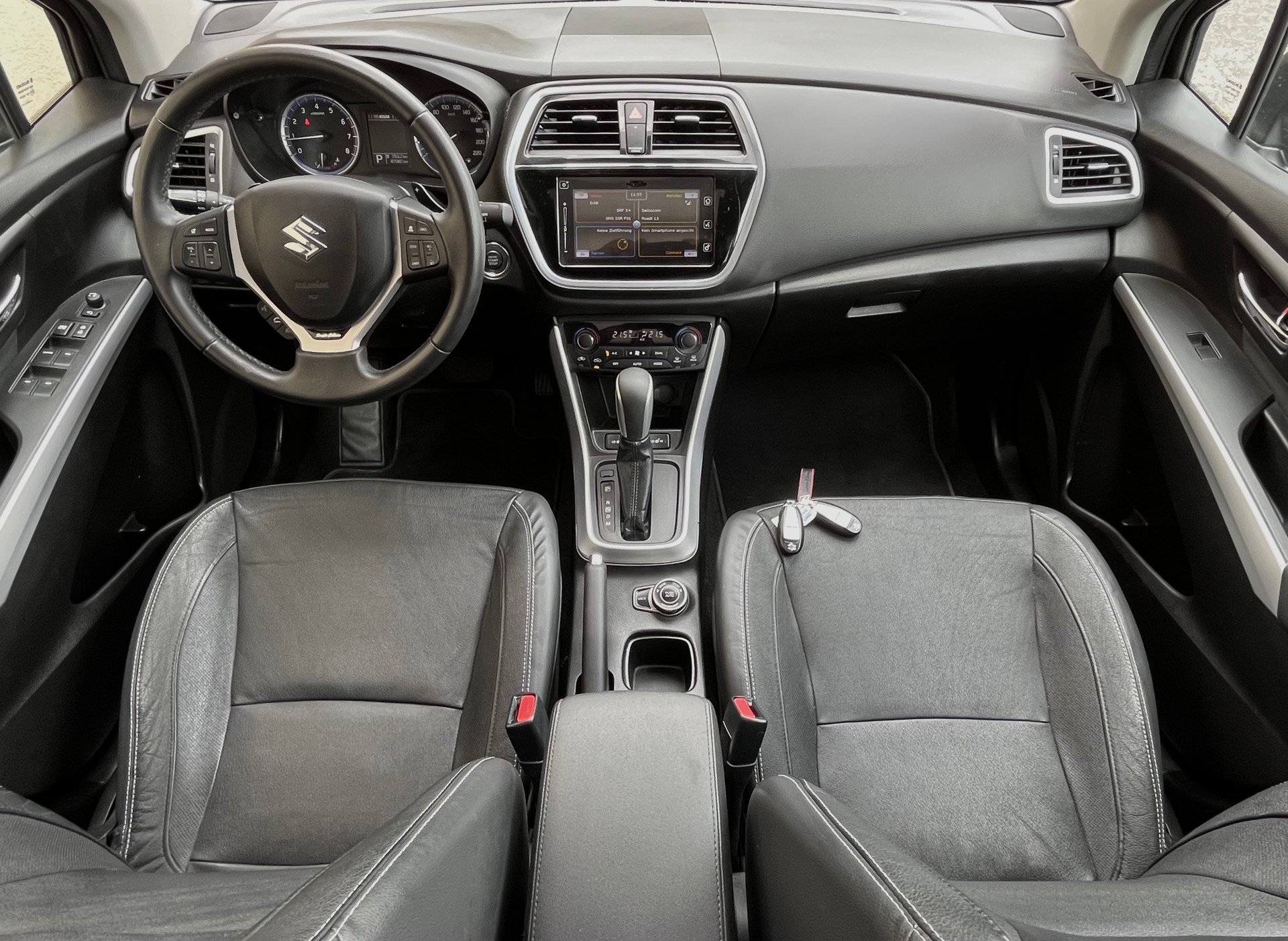 SUZUKI SX4 S-Cross 1.4 16VSergio Cellano Top 4WD Autom.-image-9
