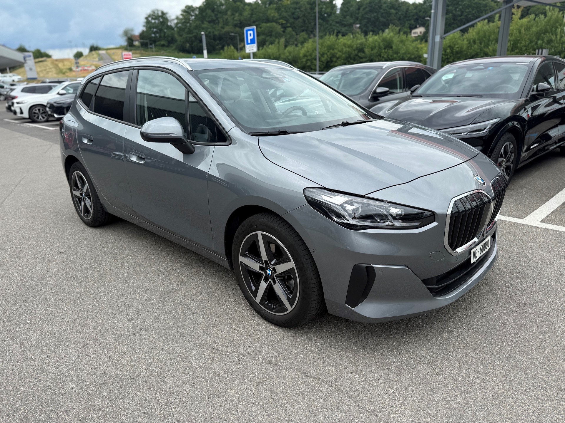 BMW 218d paddles-image-3