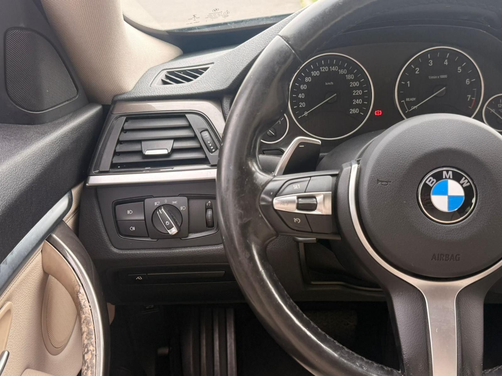 BMW 328i GT xDrive Steptronic-image-13