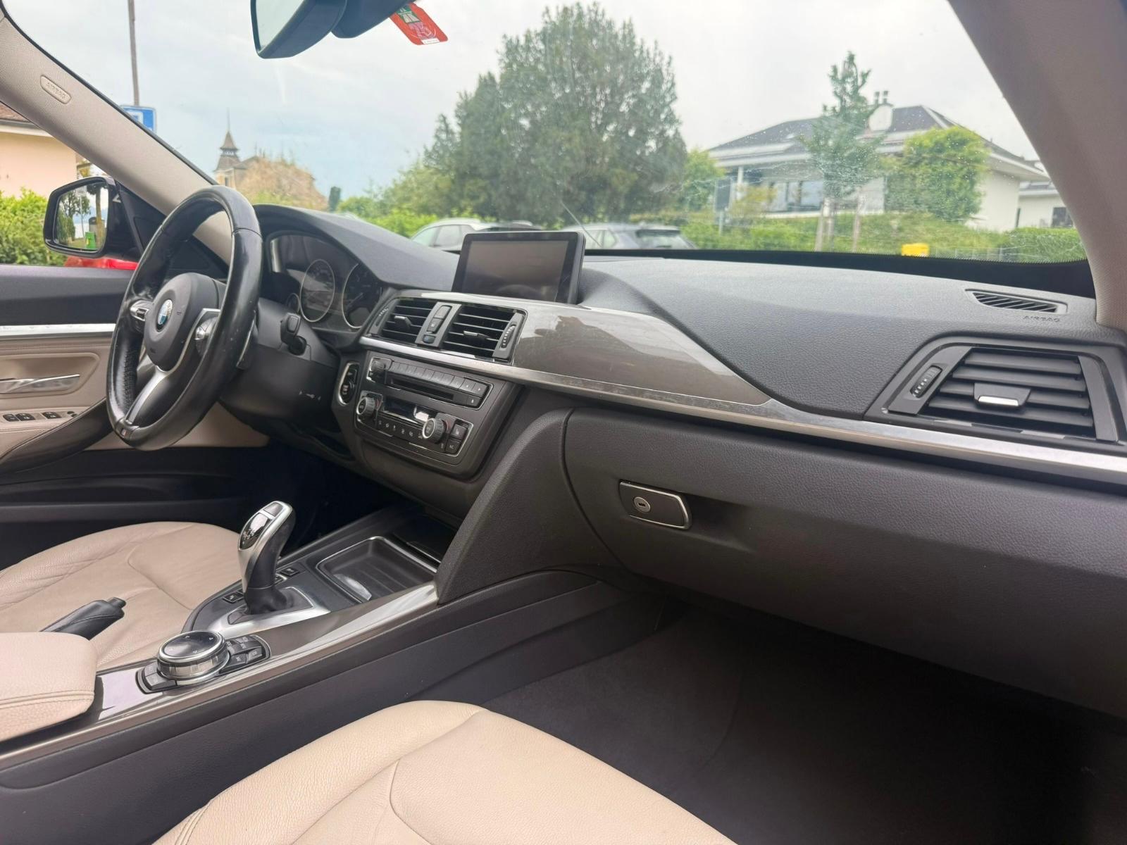 BMW 328i GT xDrive Steptronic-image-11