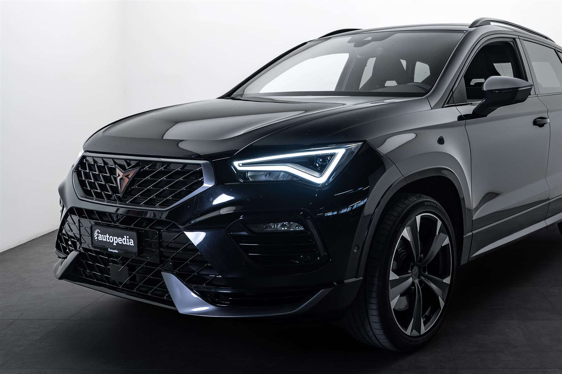 CUPRA Ateca 2.0TSI VZ 4Drive DSG 300PS-showroom-element-1