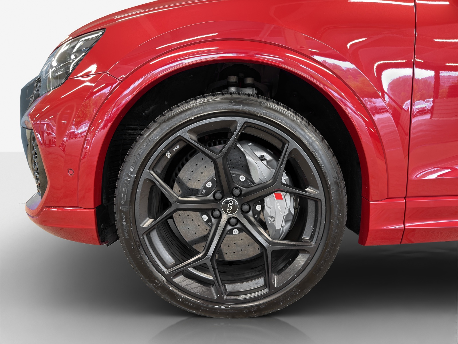 AUDI RSQ8 performance quattro-image-14
