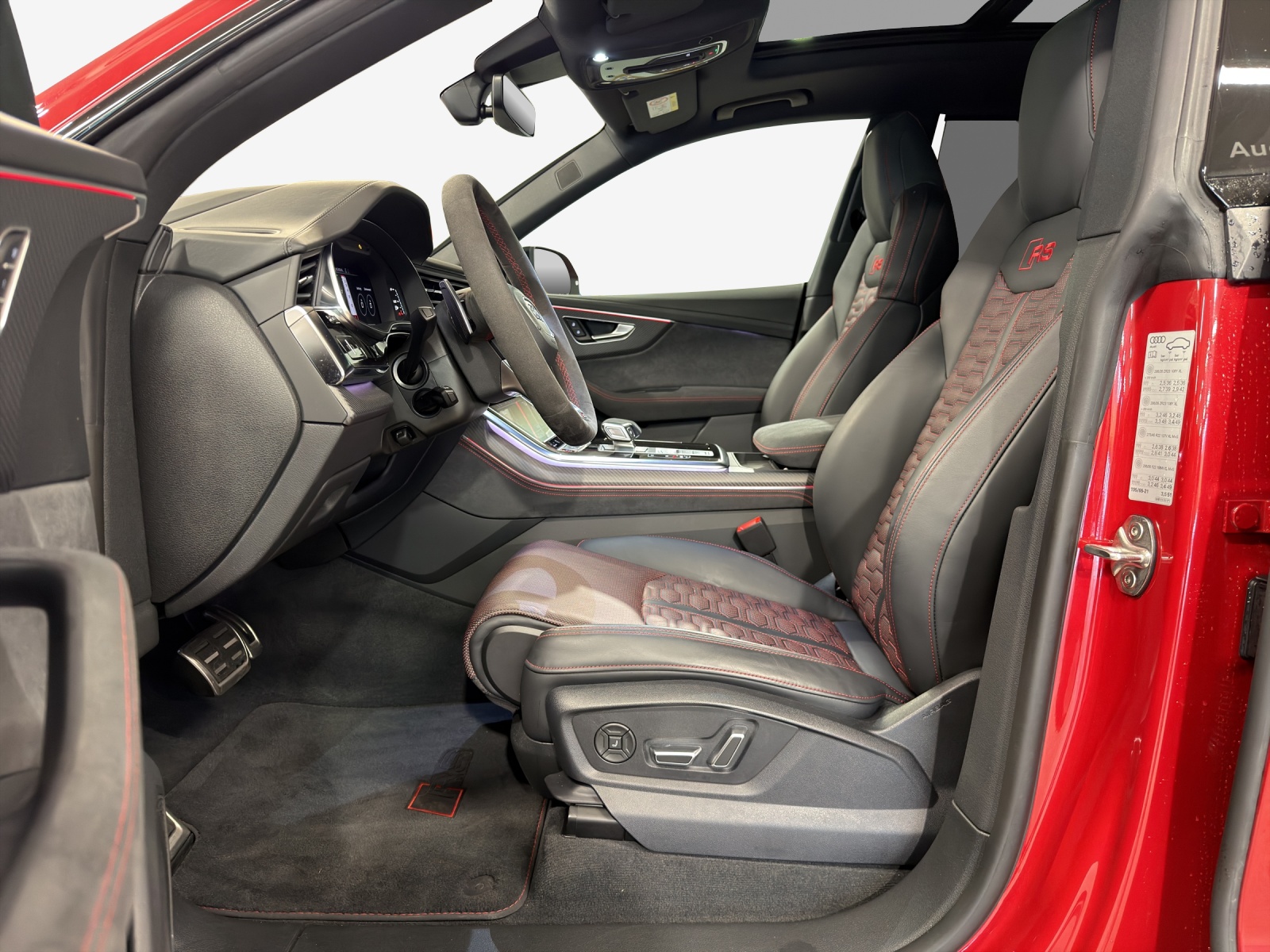 AUDI RSQ8 performance quattro-image-7