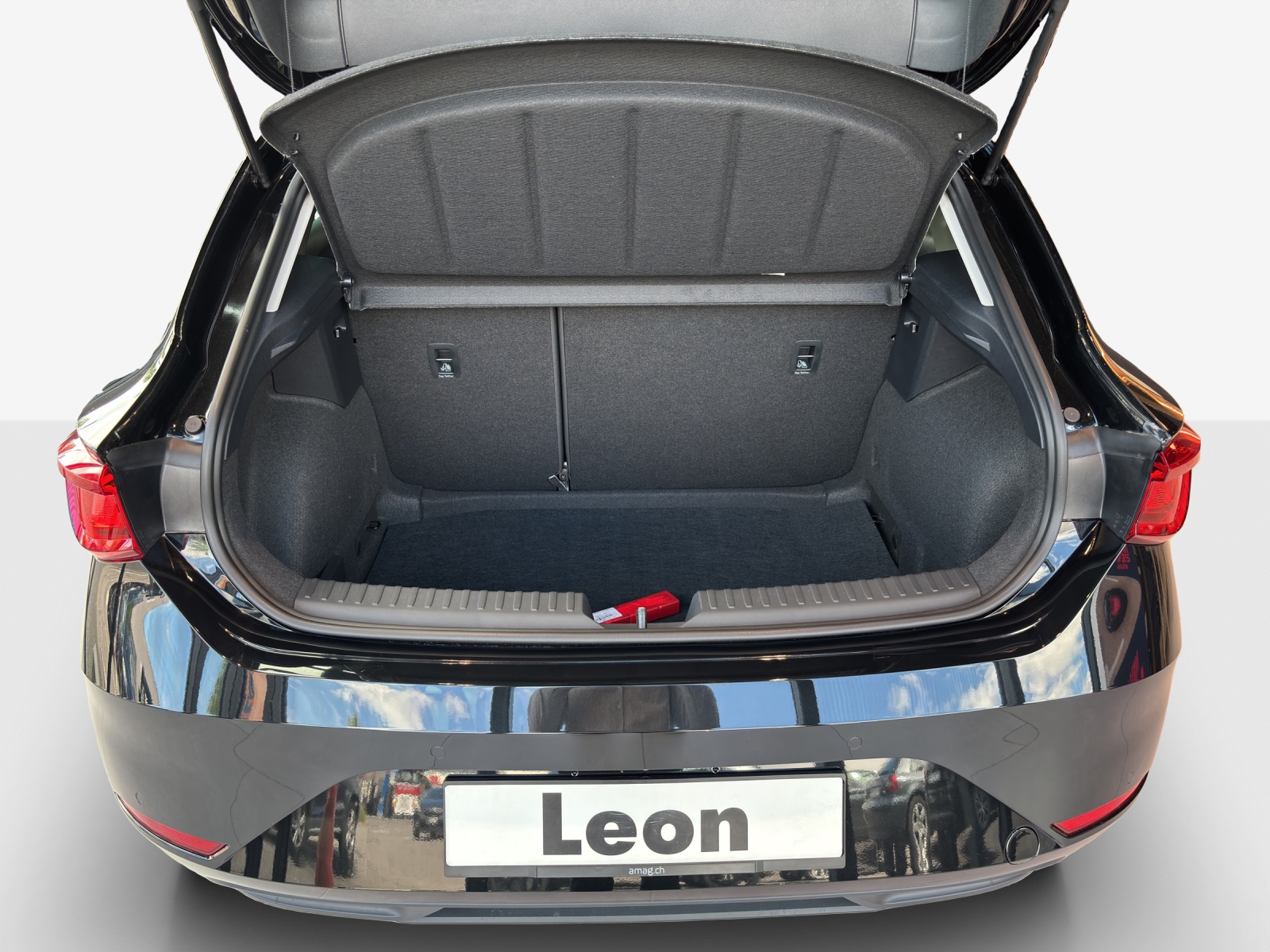 SEAT Leon 1.5 eTSI mHEV DSG Go-image-11