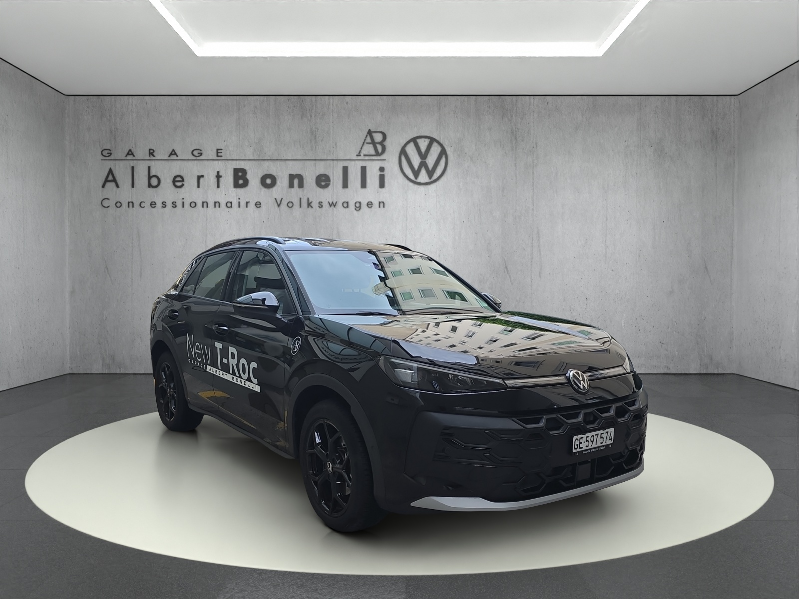 VW T-Roc 1.5 eTSI mHEV Life DSG-showroom-element-3