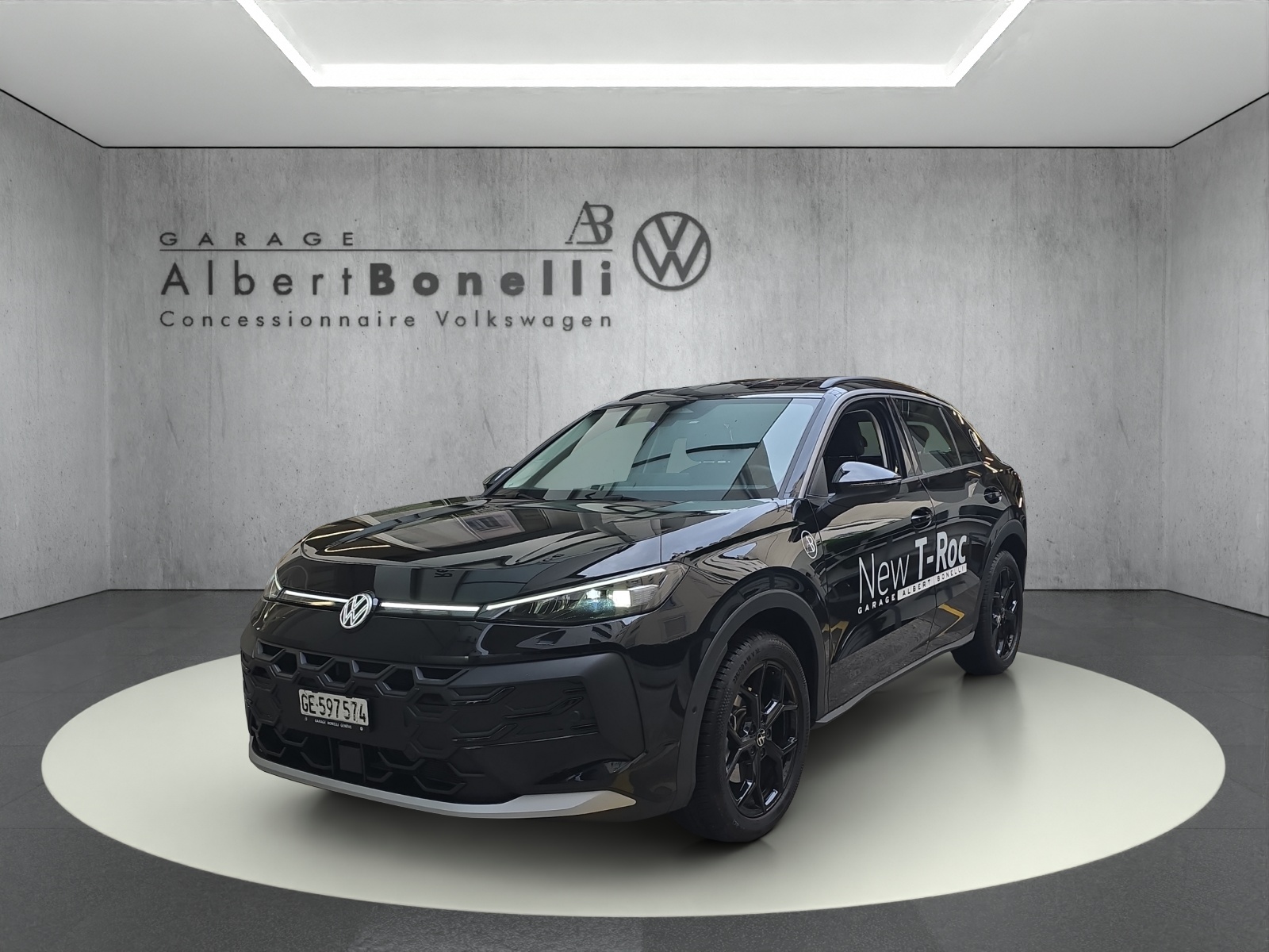 VW T-Roc 1.5 eTSI mHEV Life DSG-image-0