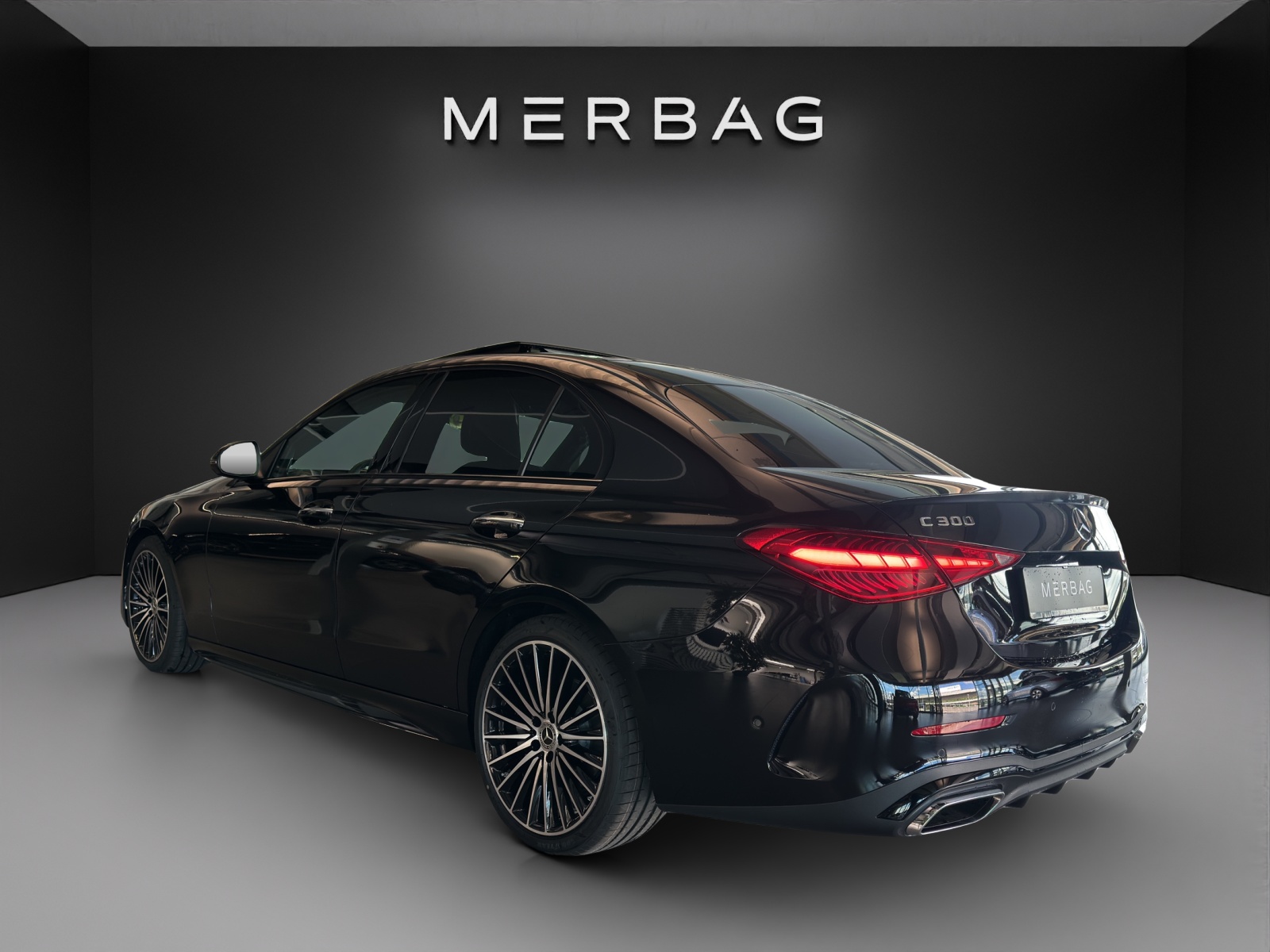 MERCEDES-BENZ C 300 4 Matic-image-3