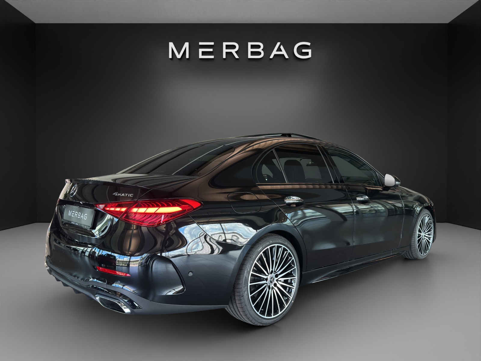MERCEDES-BENZ C 300 4 Matic-image-5