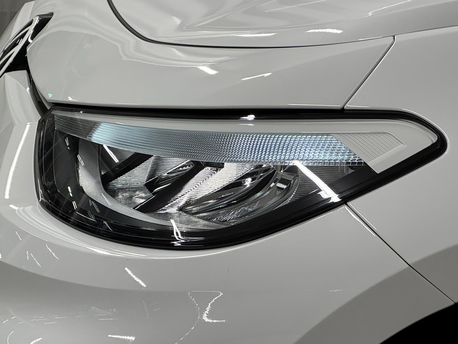 VW ID.3 Pro 52 kWh Pure Value-image-6